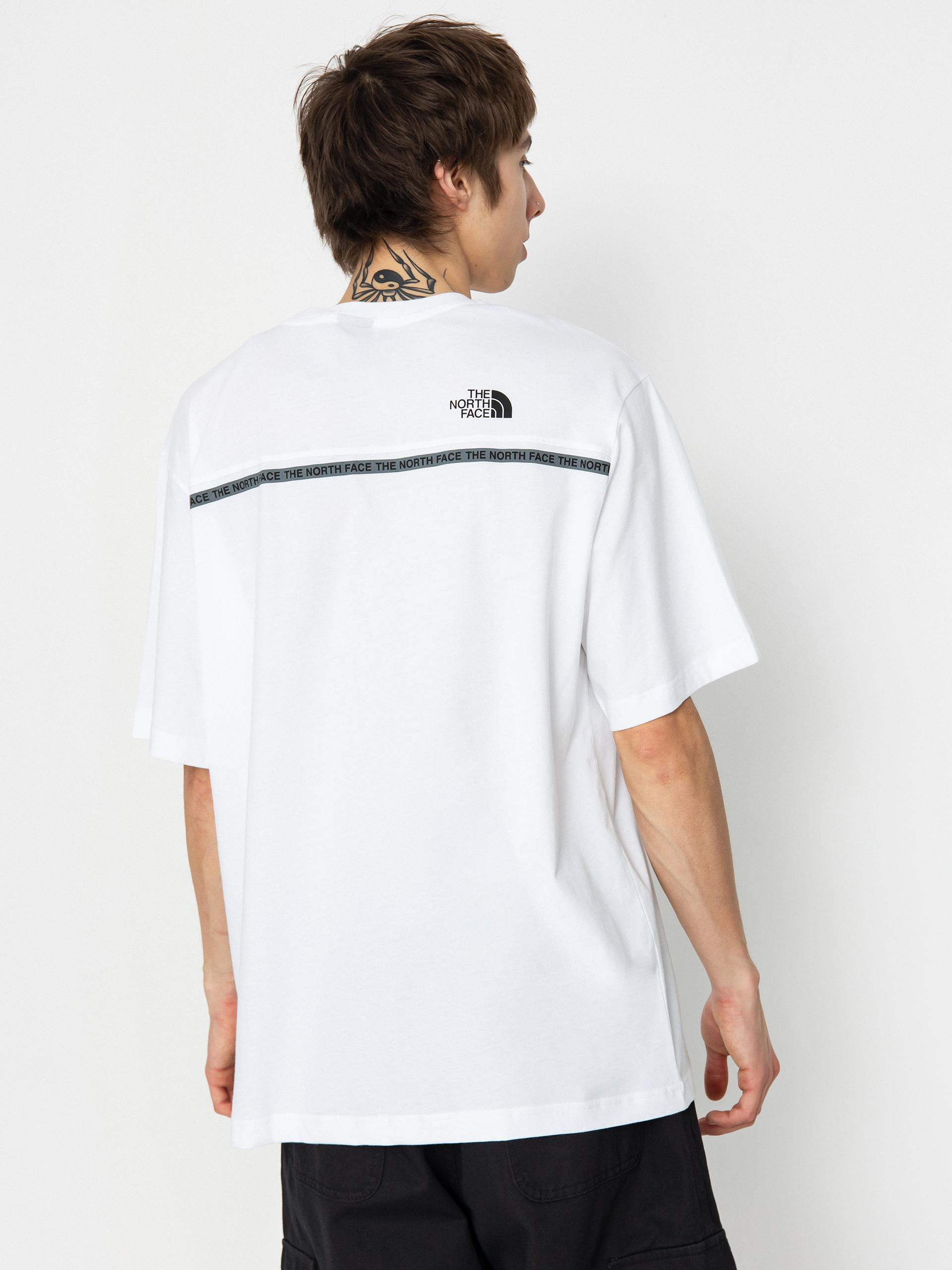 u0422u0435u043du0438u0441u043au0430 The North Face Zumu Relaxed (tnf white)