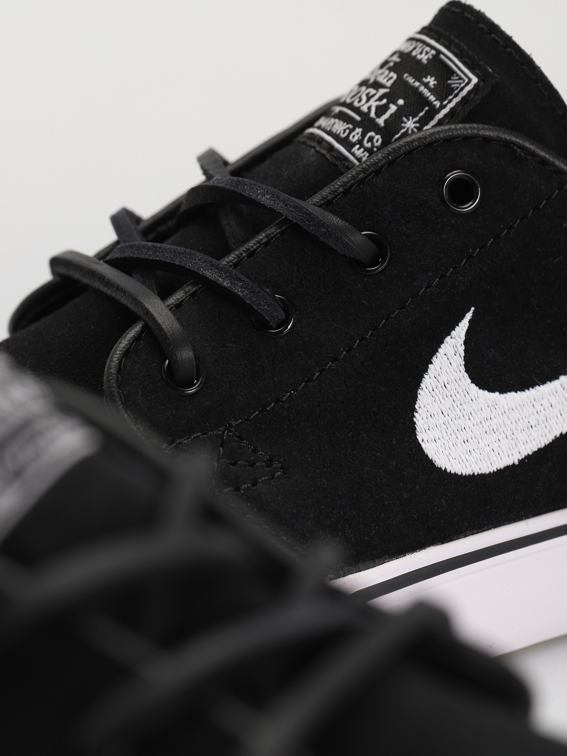 Обувки Nike SB Zoom Janoski Og+ (black/white black white)