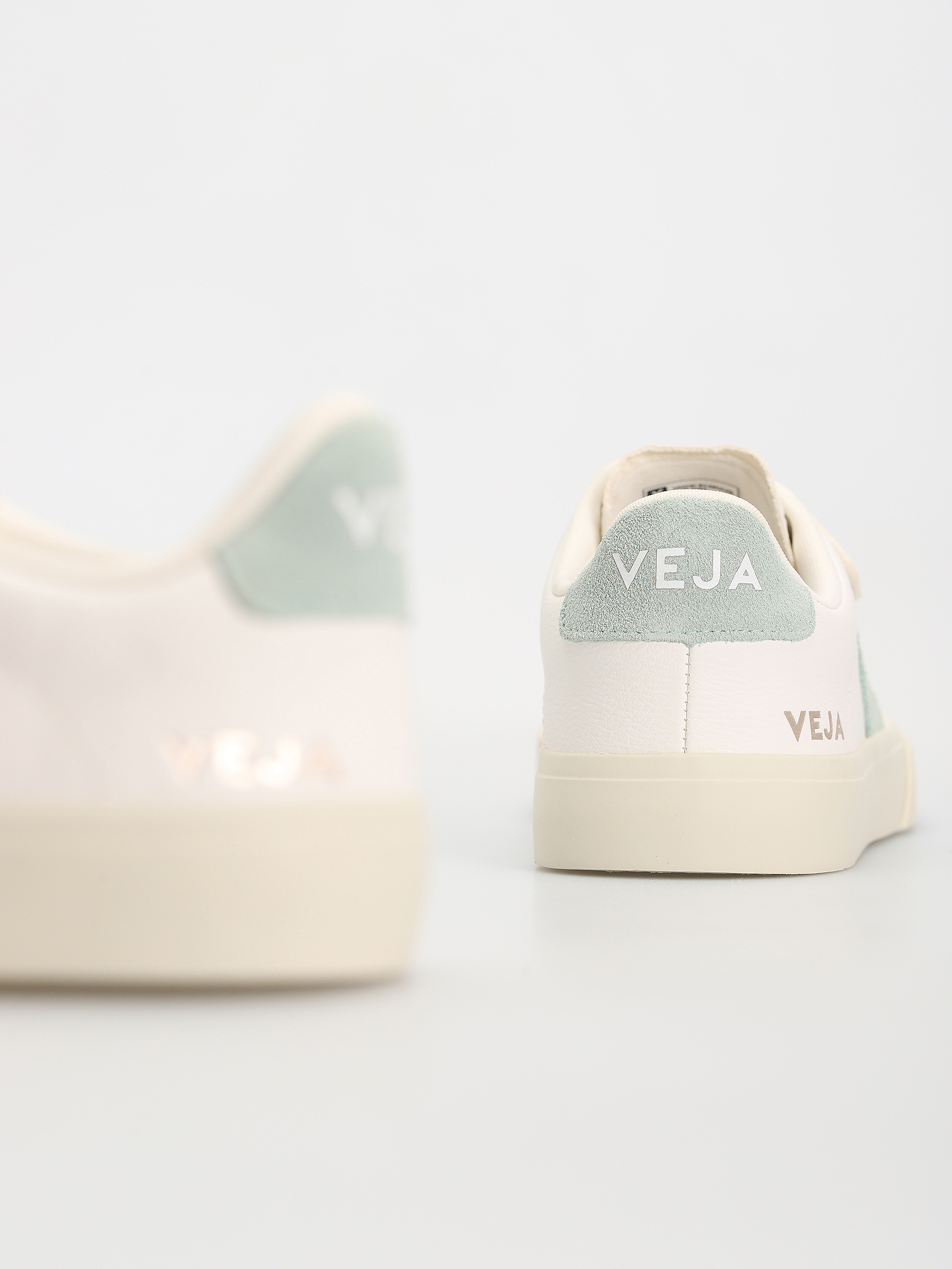 Обувки Veja Recife Logo Wmn (extra white matcha)