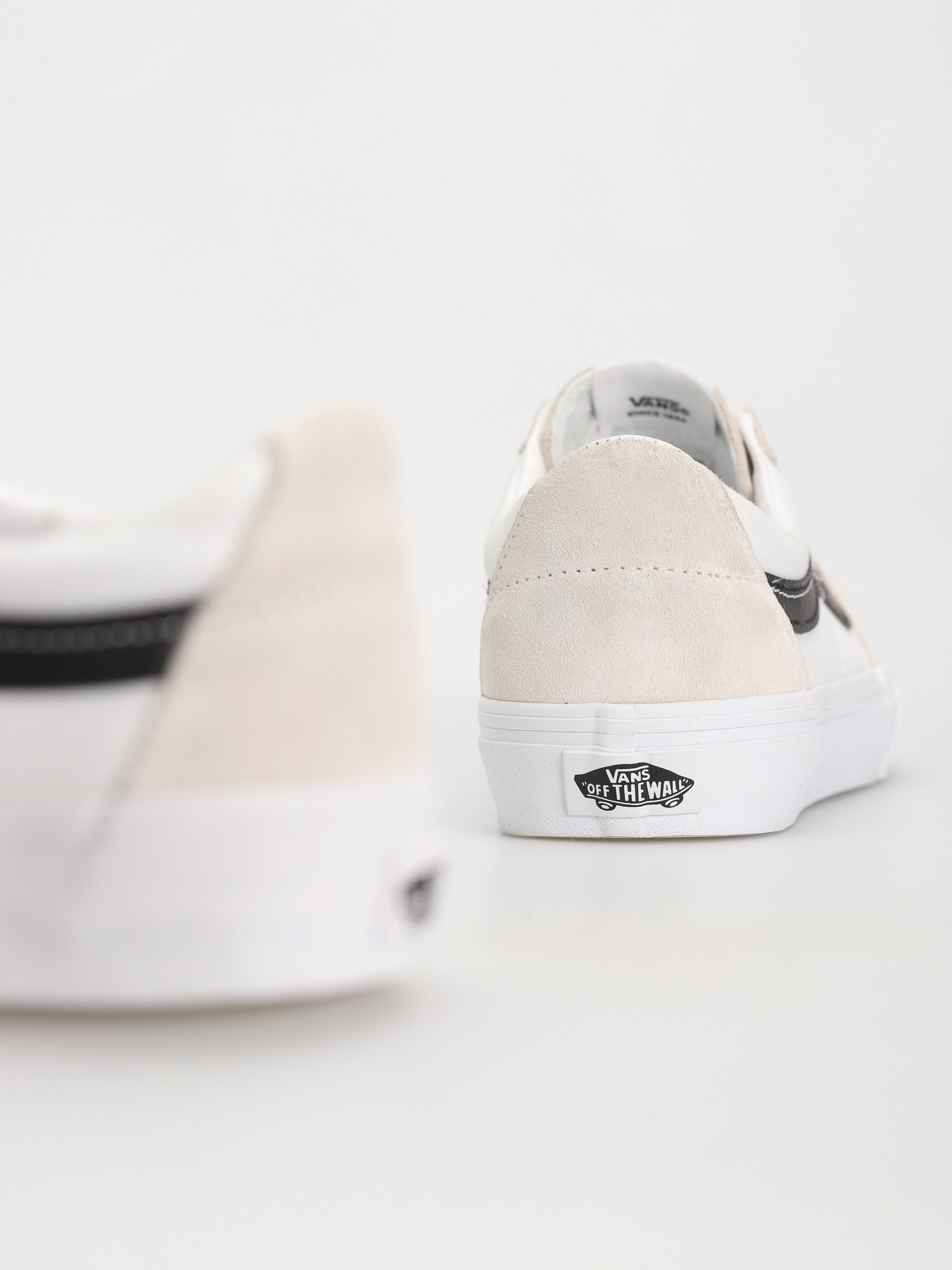 Обувки Vans Sk8 Low (contrast white/black)