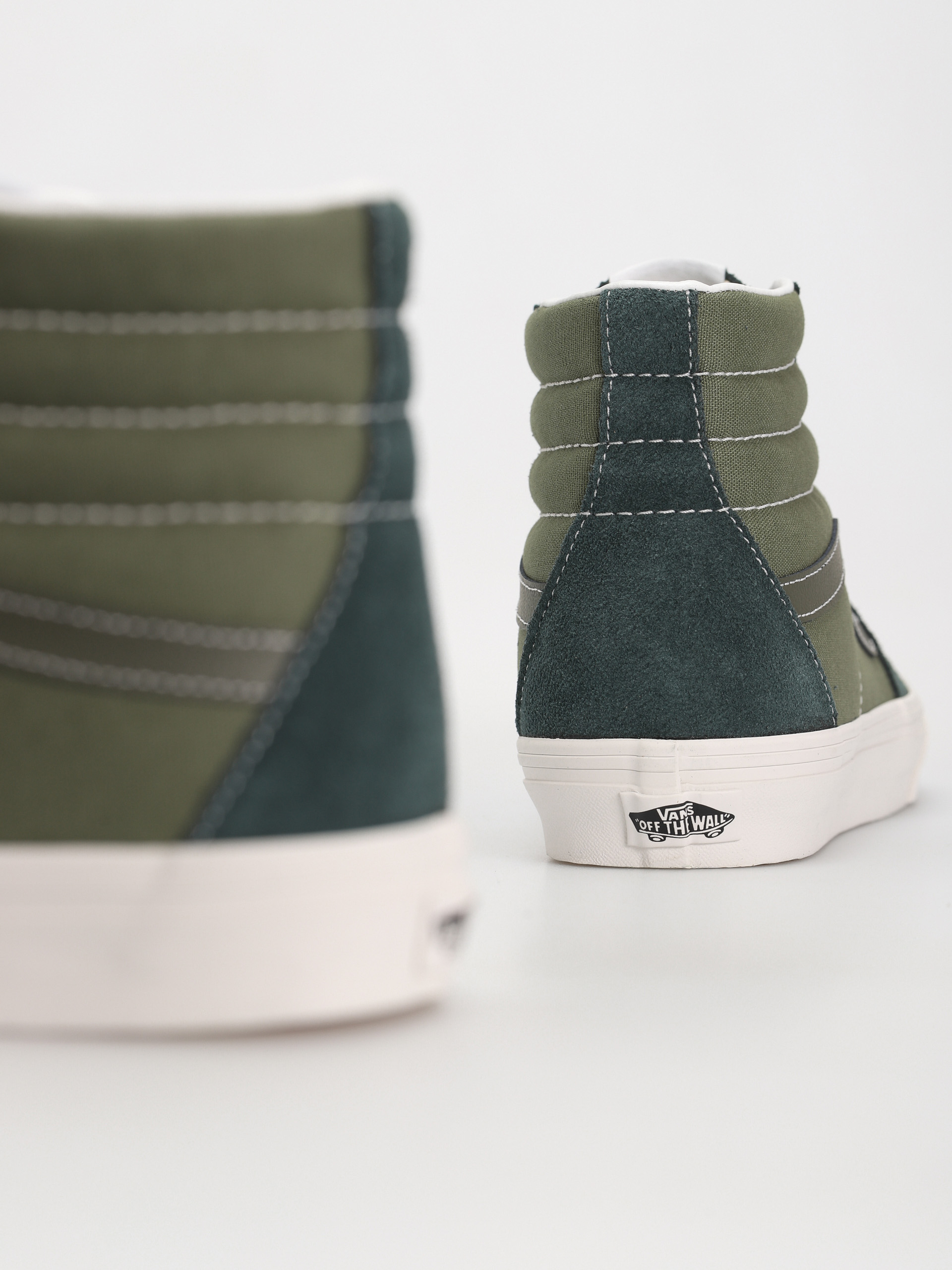 Обувки Vans Sk8 Hi (tri-tone green)