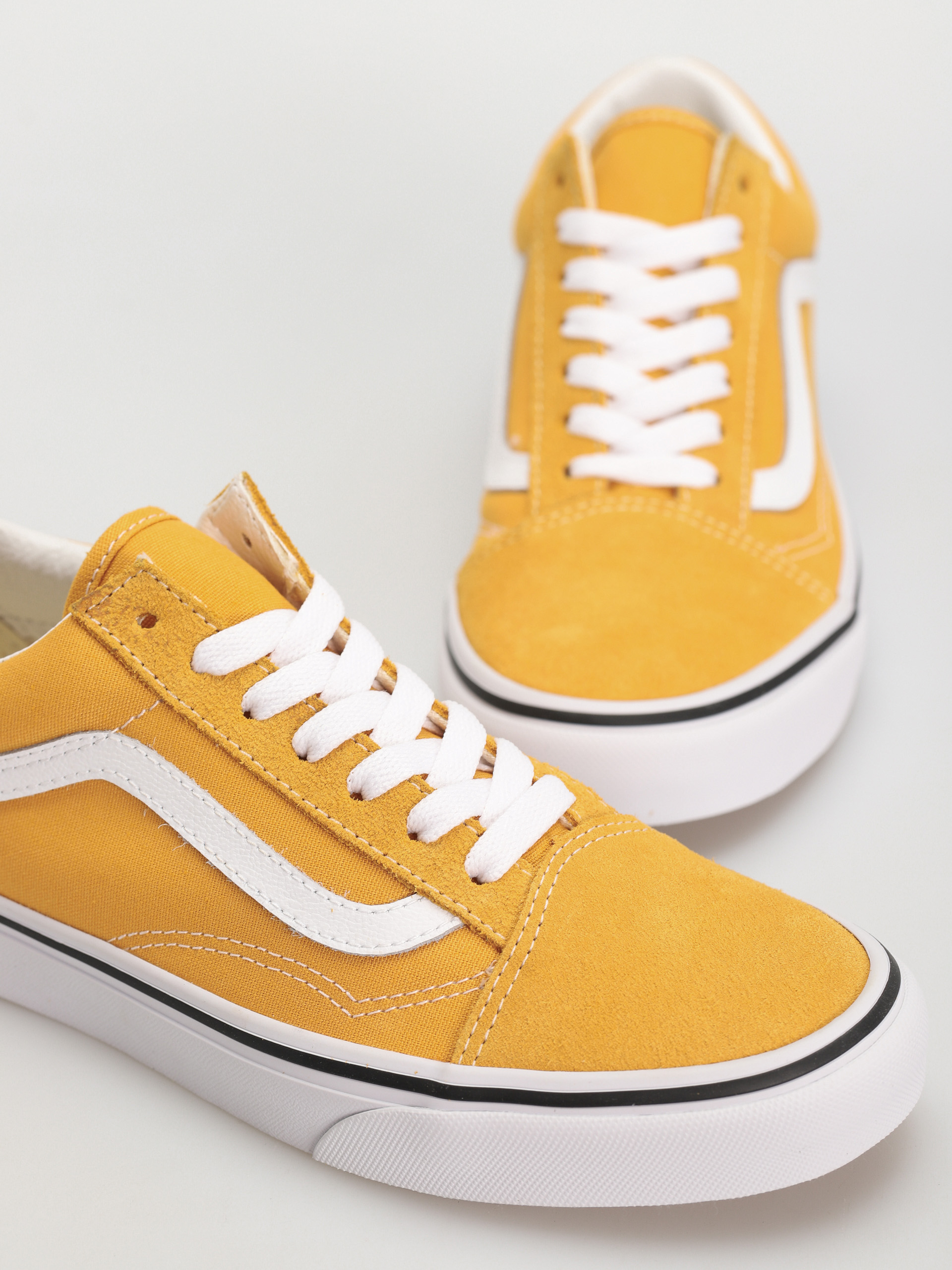 Обувки Vans Old Skool (color theory golden glow)