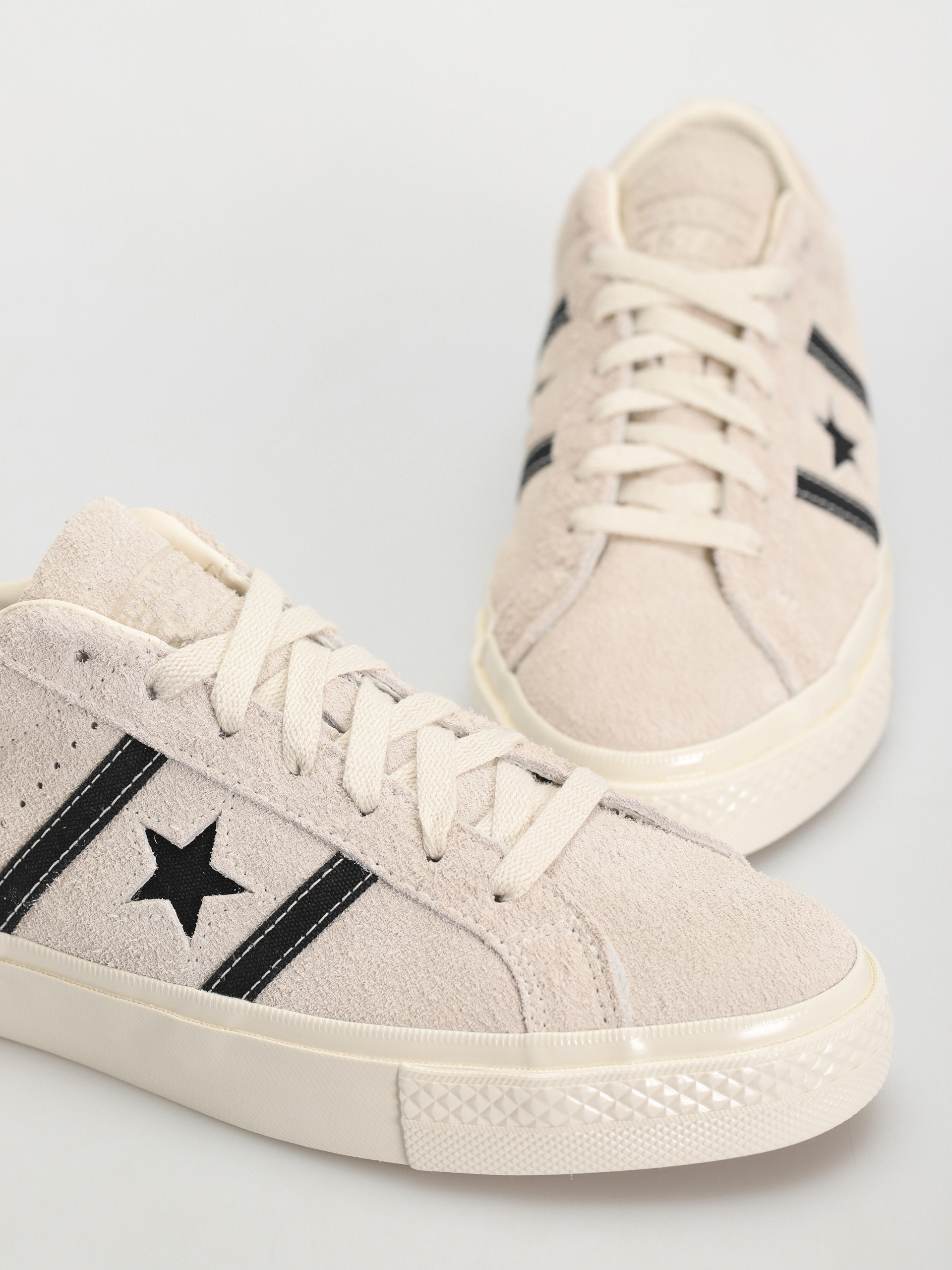 Обувки Converse One Star Academy Pro (khaki/off white)