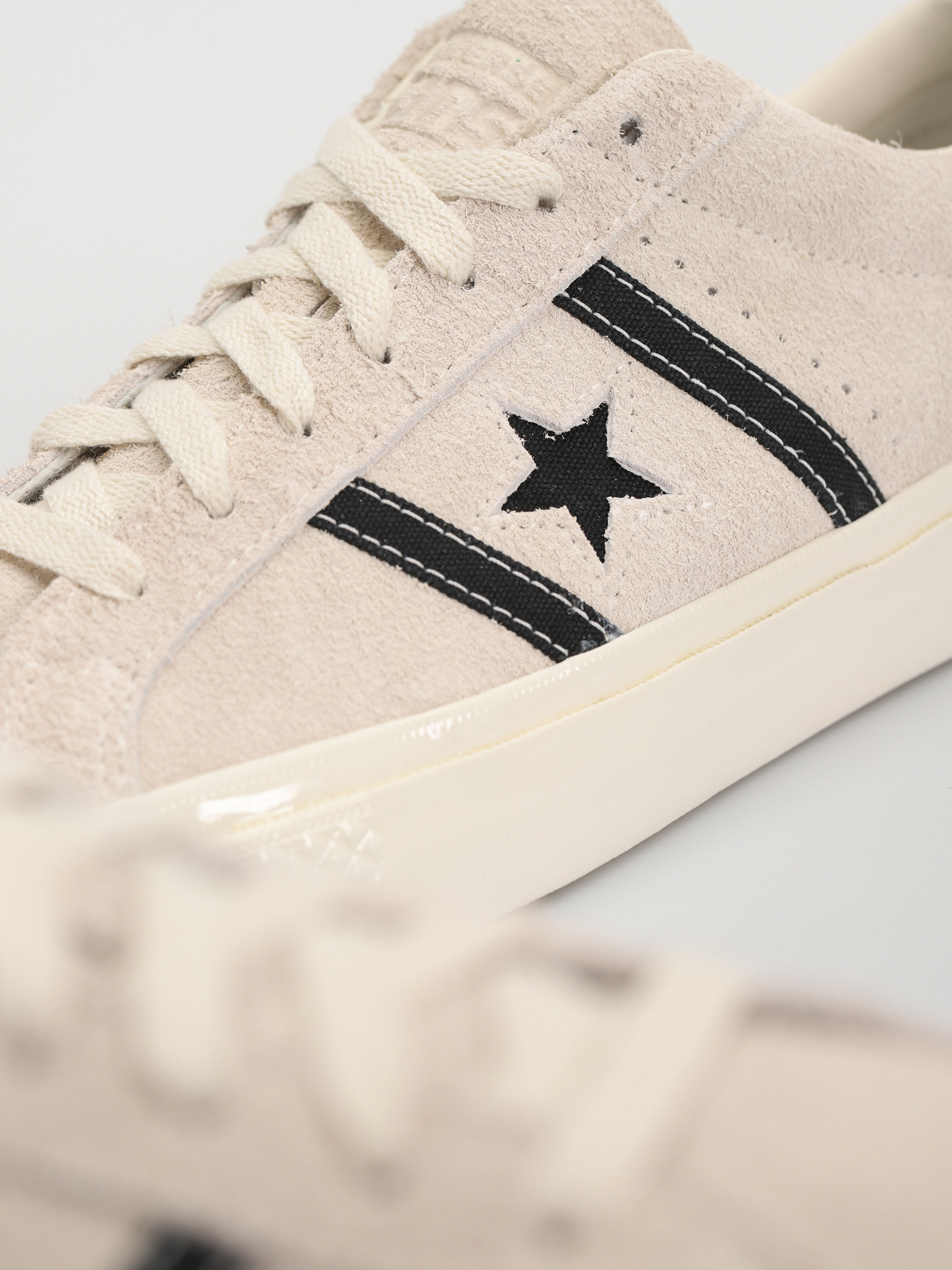 Обувки Converse One Star Academy Pro (khaki/off white)