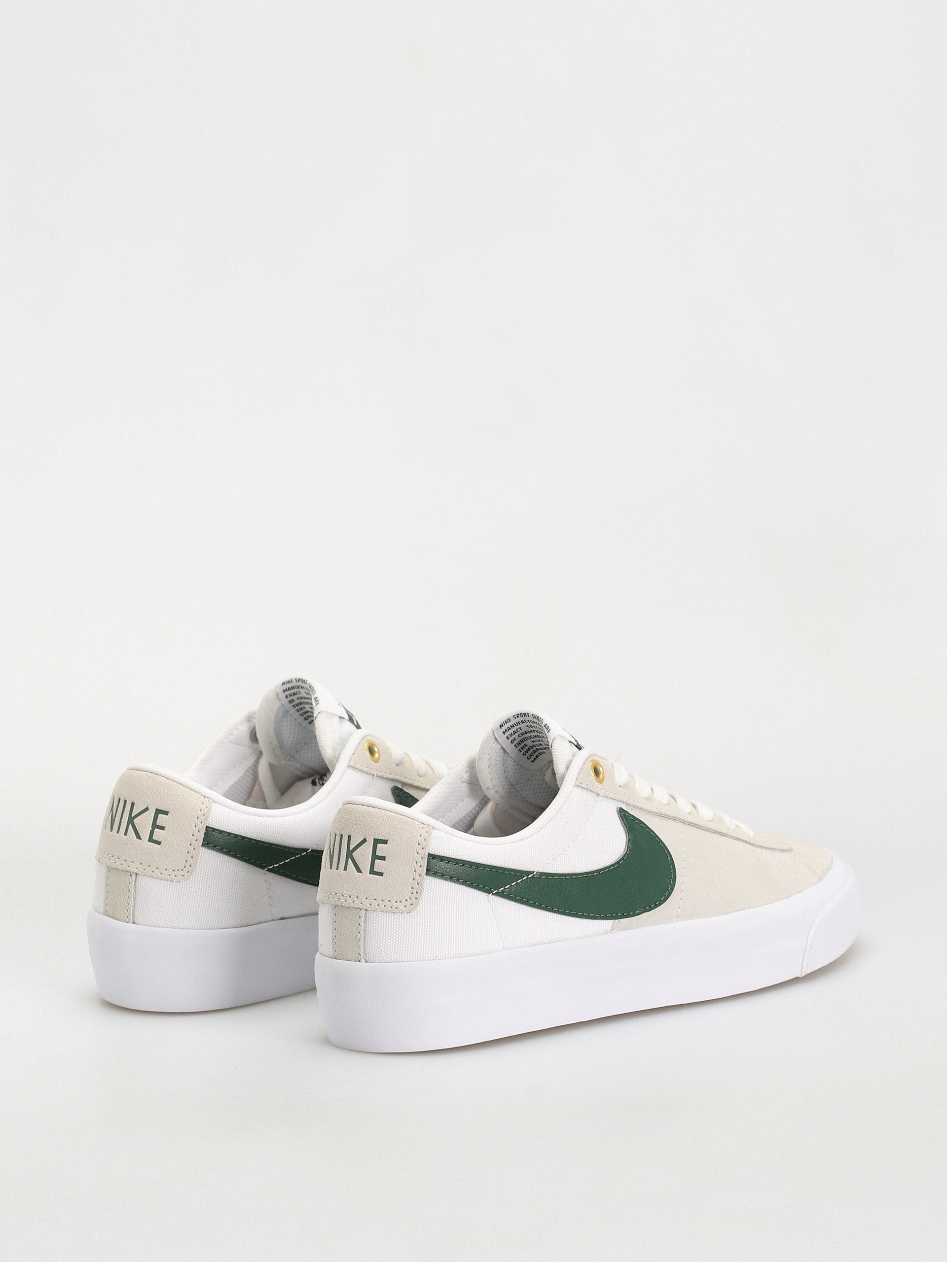 Обувки Nike SB Zoom Blazer Low Pro Gt (white/fir white gum light brown)