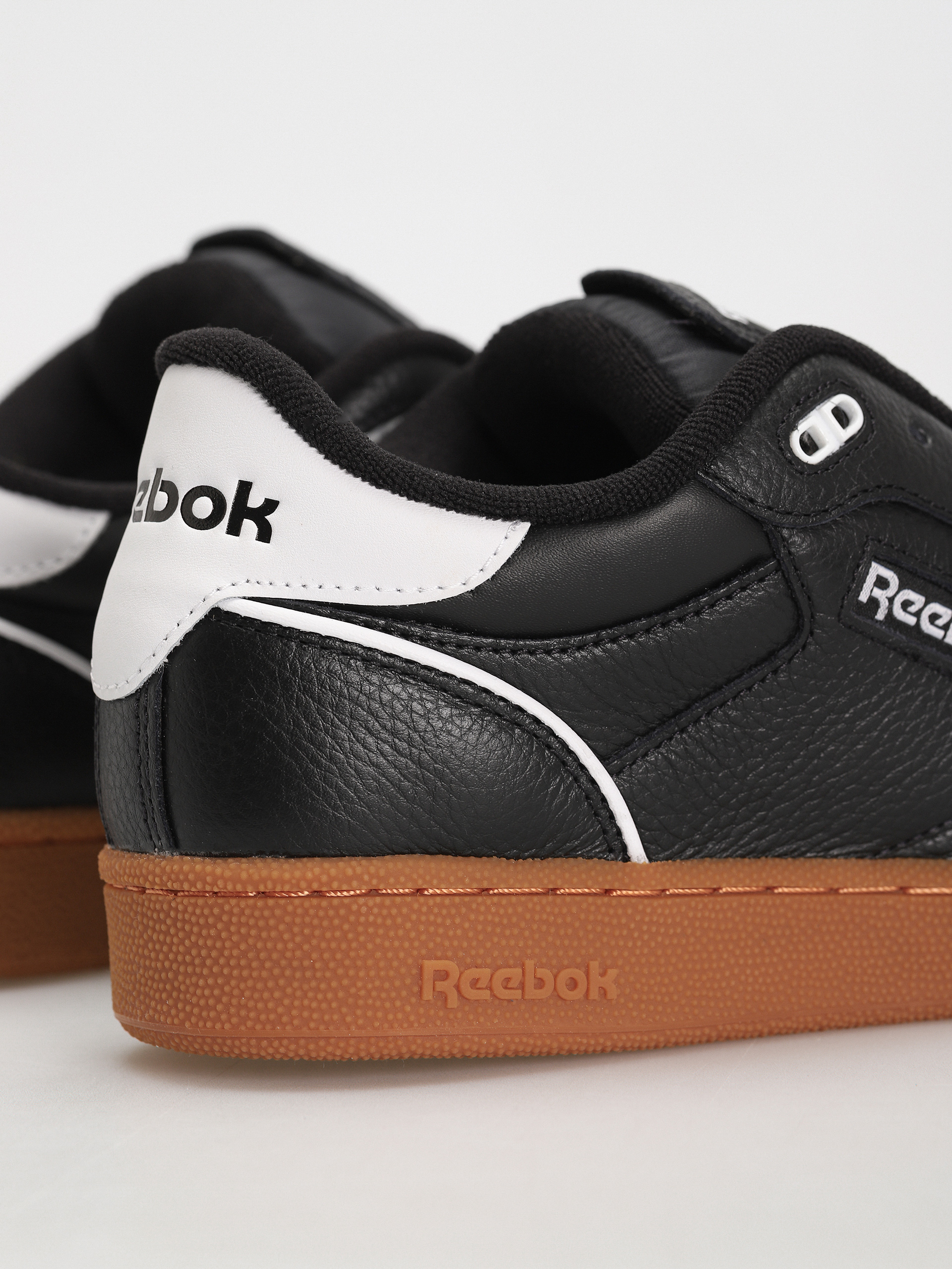 Обувки Reebok Club C Bulc (black/ftwwht/rbkg03)