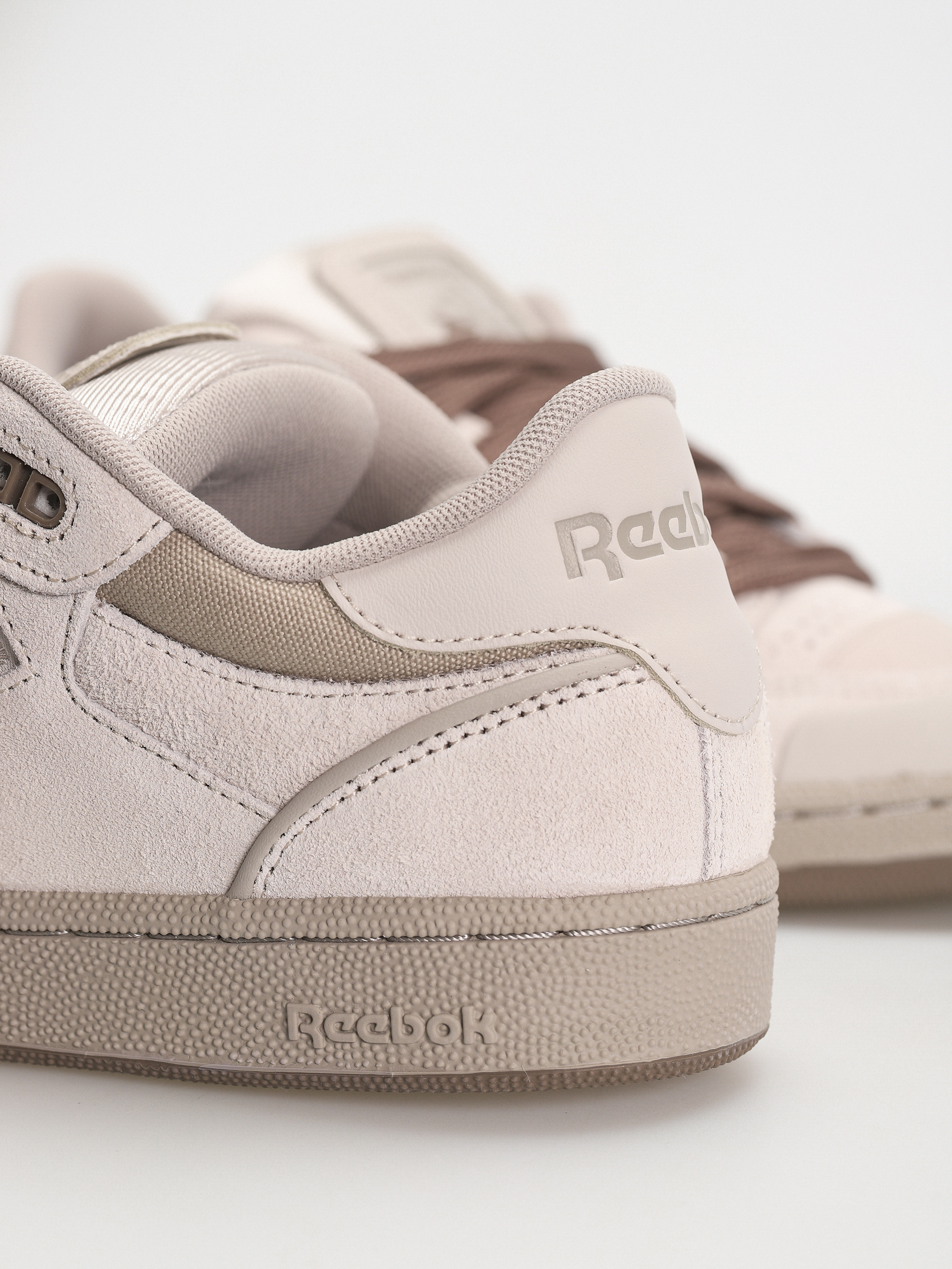 Обувки Reebok Club C Bulc Wmn (moonst/utibro/ash)