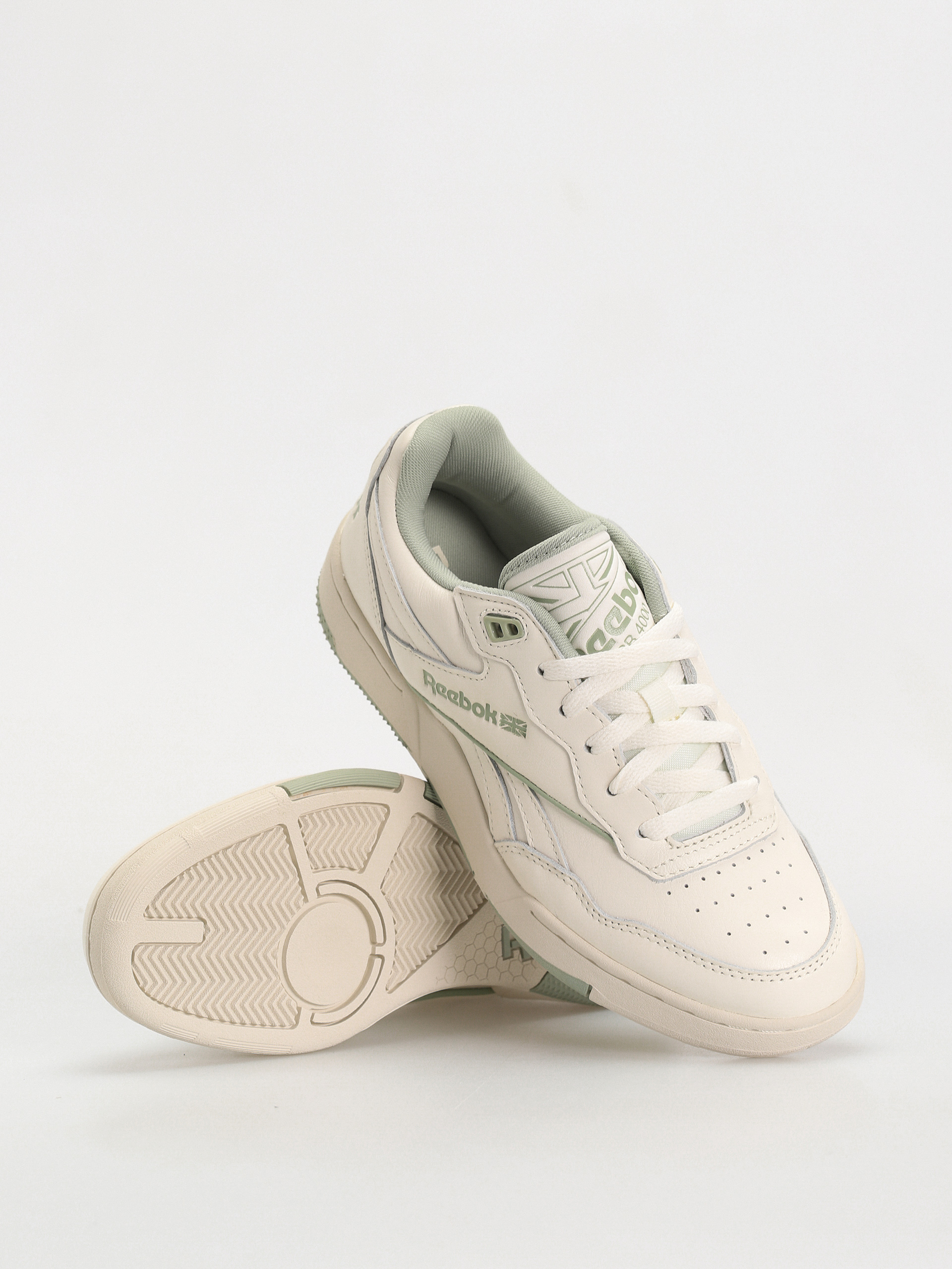Обувки Reebok BB 4000 II Wmn (chalk/vingre/pugry2)