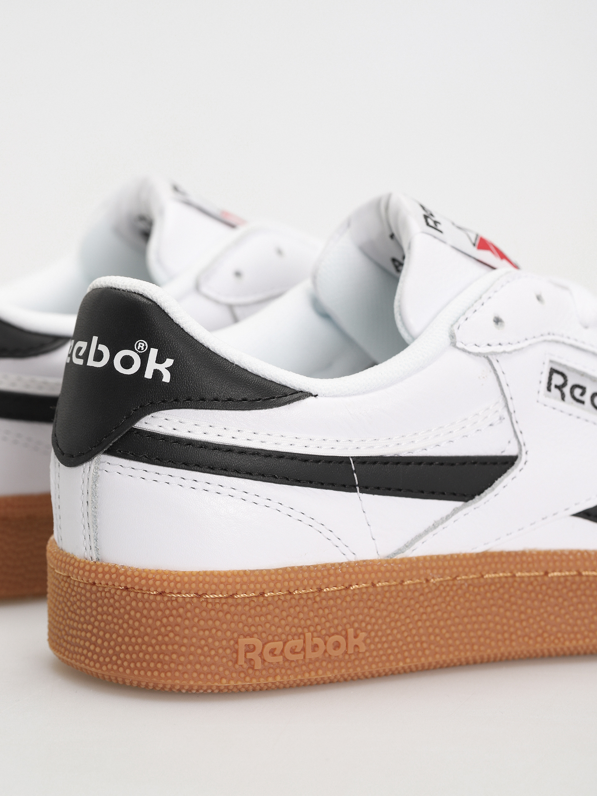 Обувки Reebok Club C Revenge Vintage (white/black/gum)
