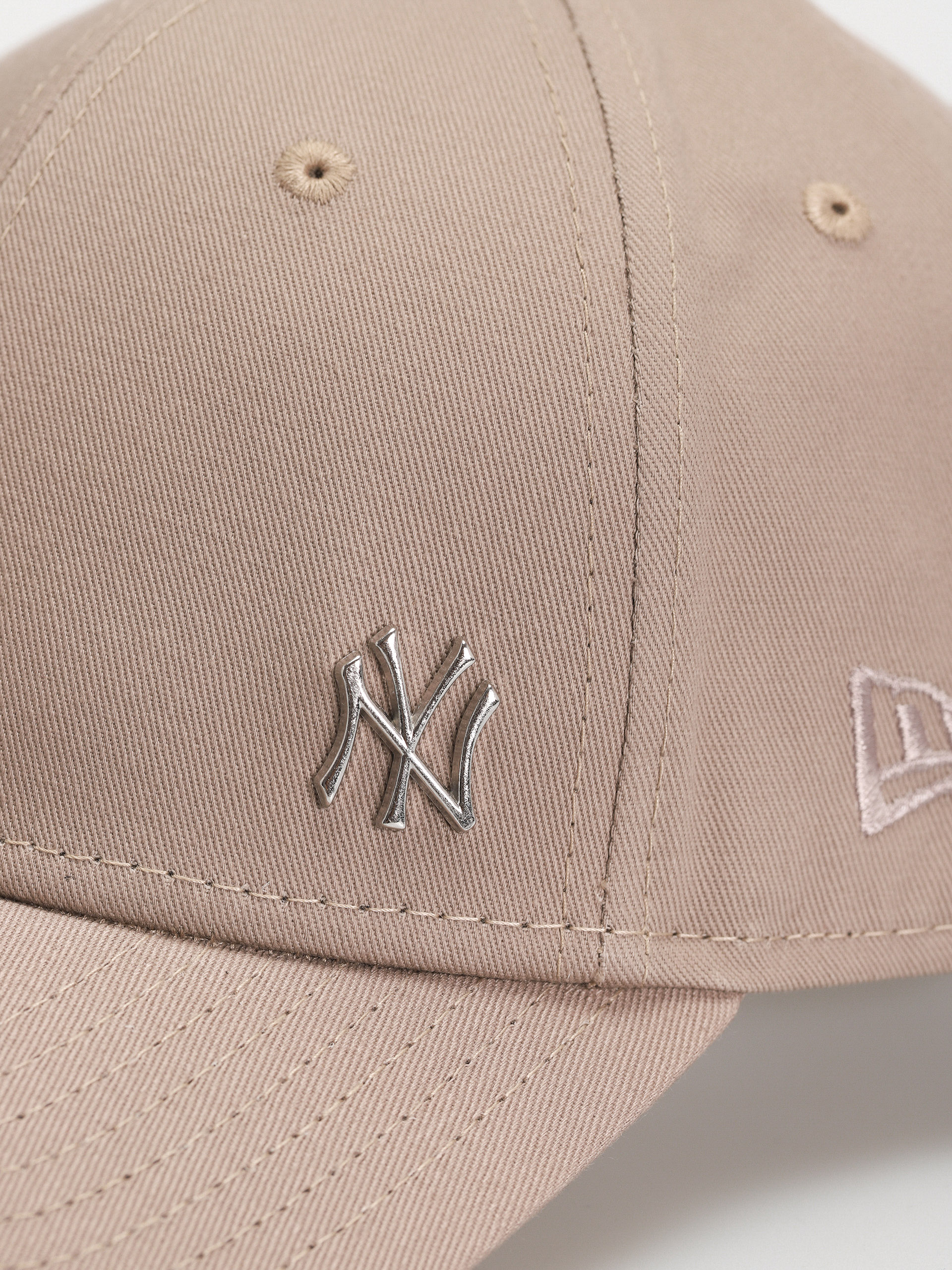 Шапка с козирка New Era Flawless 9Forty New York Yankees (camel)