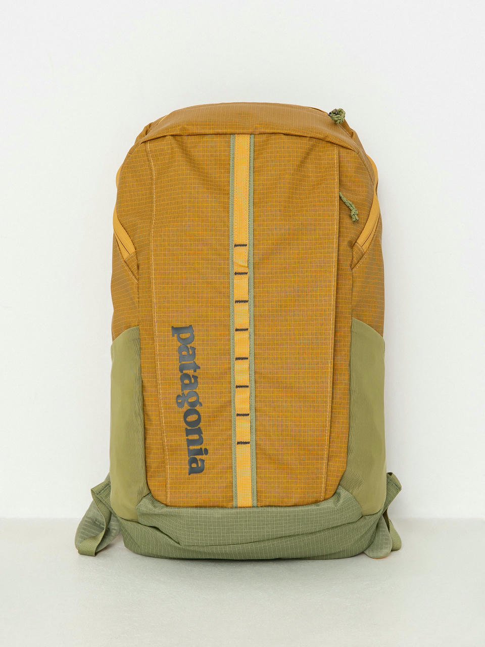 Раница Patagonia Black Hole Pack 25L (pufferfish gold)