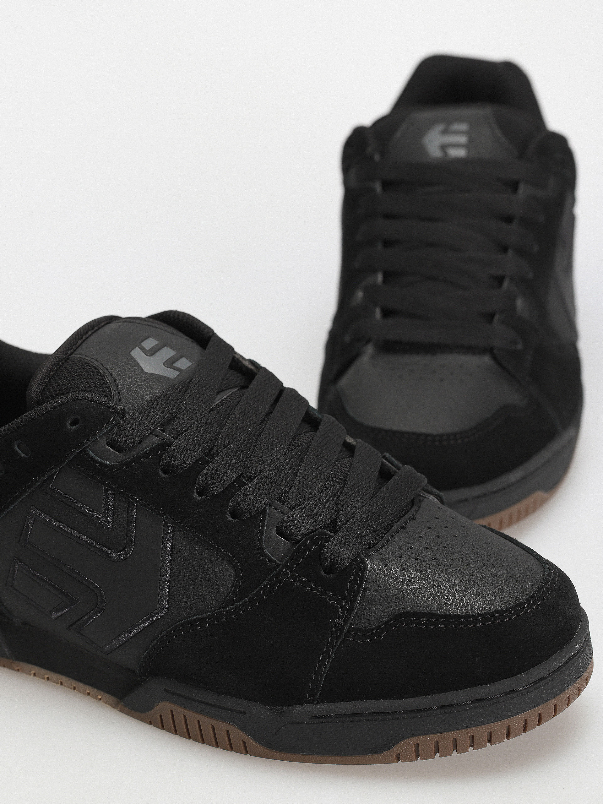 Etnies Обувки Faze (black/black/gum)