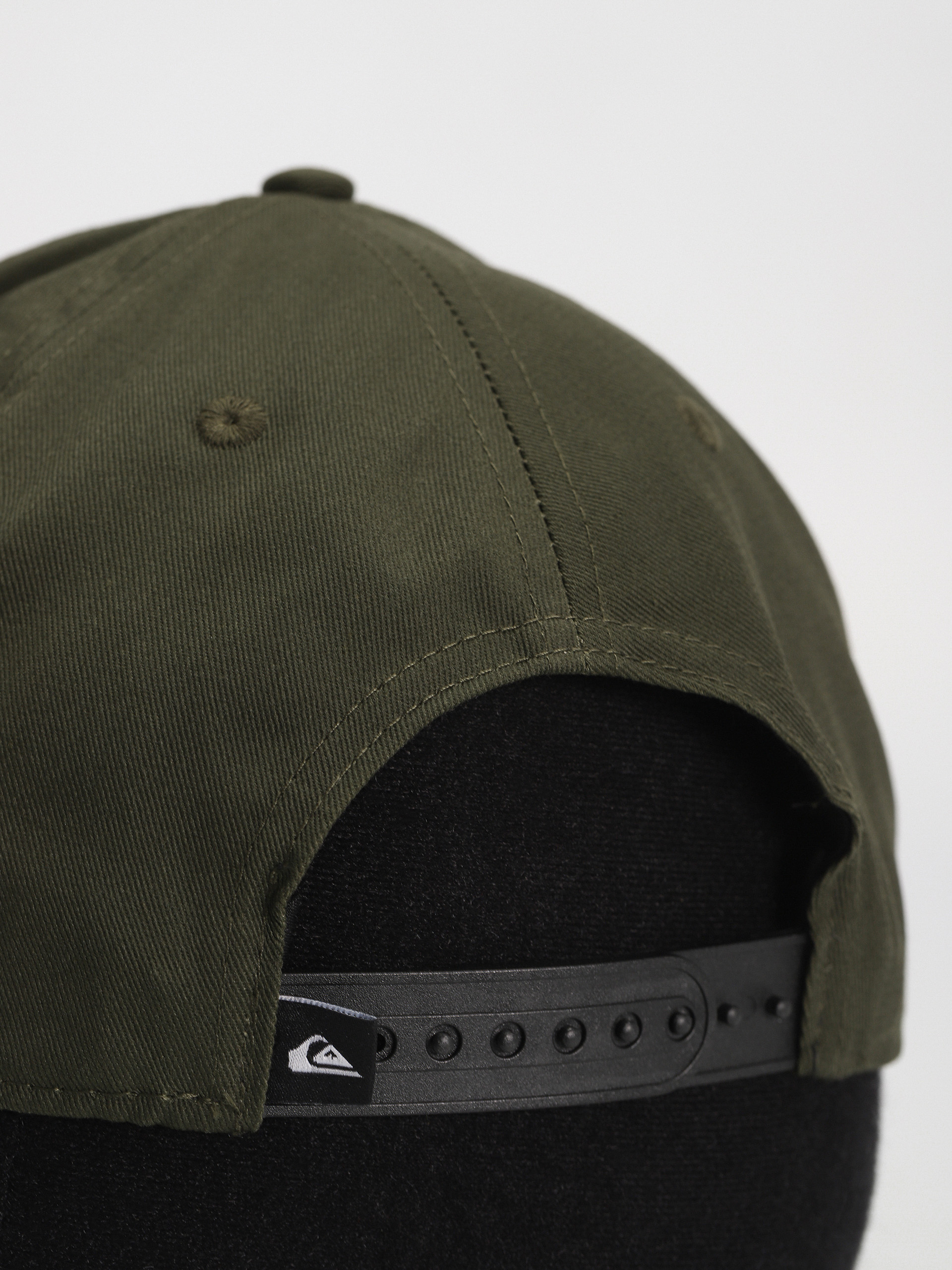 Шапка с козирка Quiksilver Decades (grape leaf)