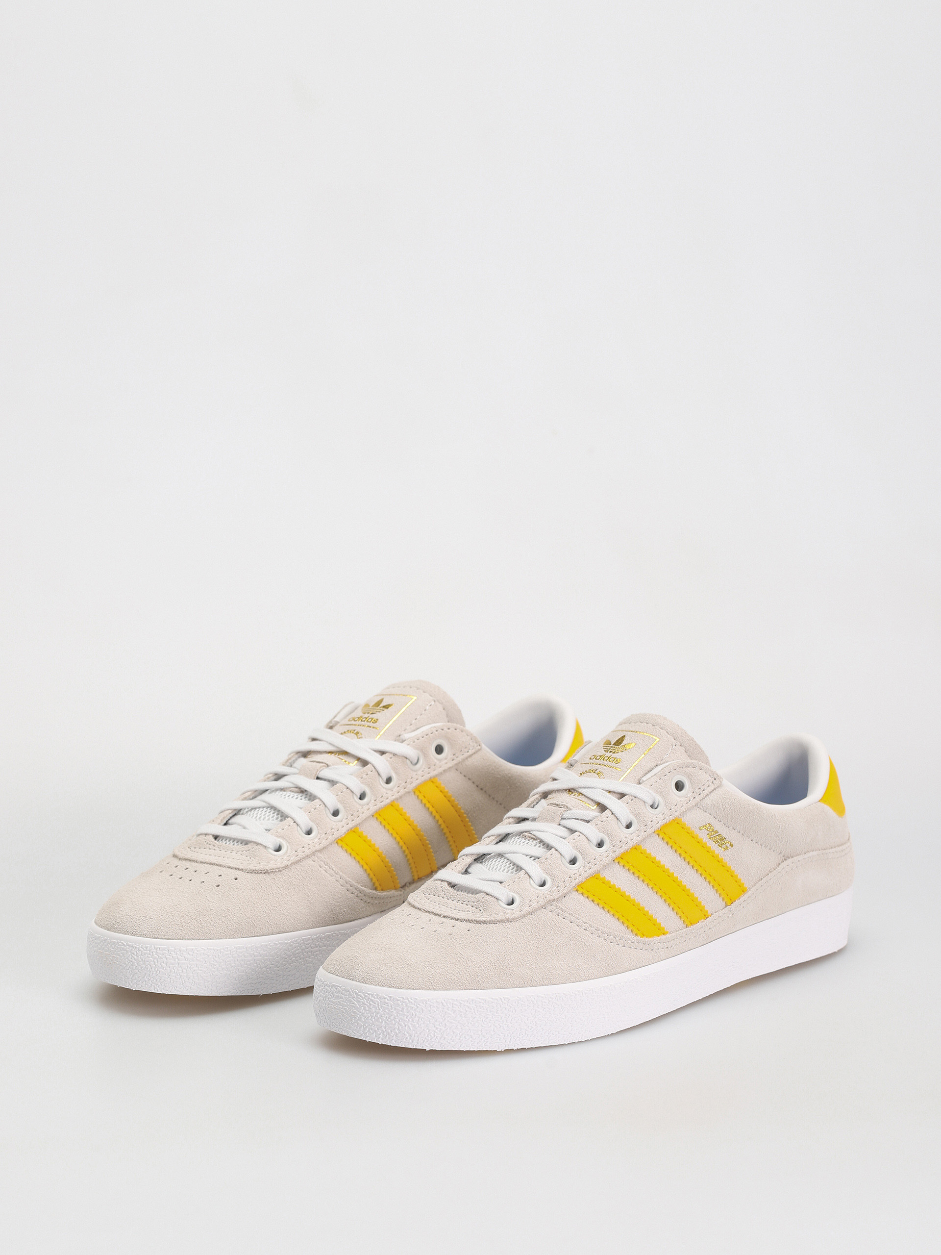 Обувки adidas Puig Indoor (crywht/bogold/ftwwht)