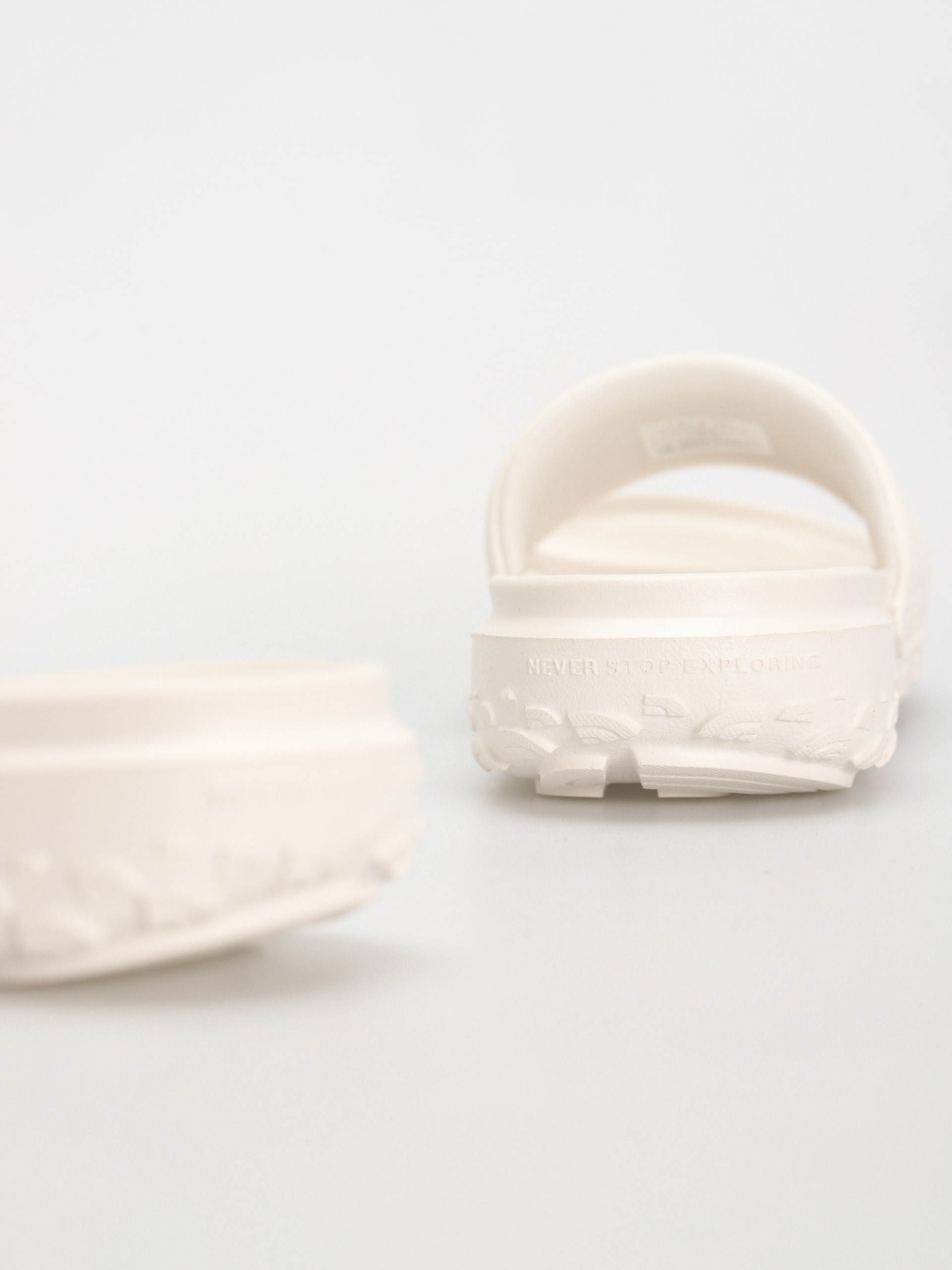 Чехли The North Face Never Stop Cush Wmn (white dune/white dune)