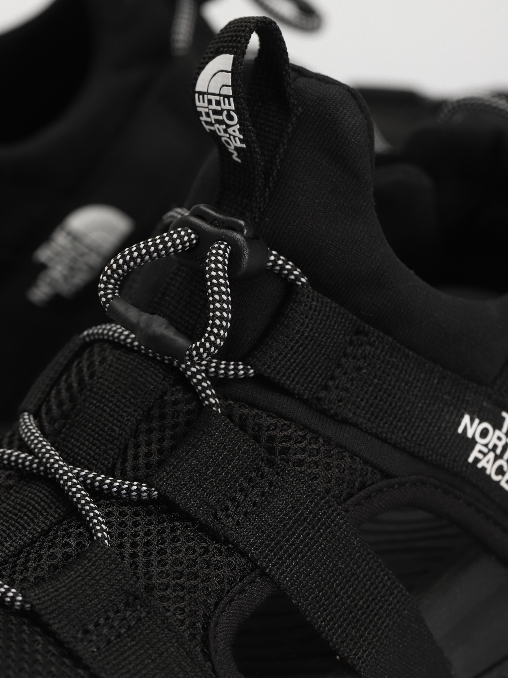 Сандали The North Face Explore Camp Shandal Wmn (tnf black/tnf black)
