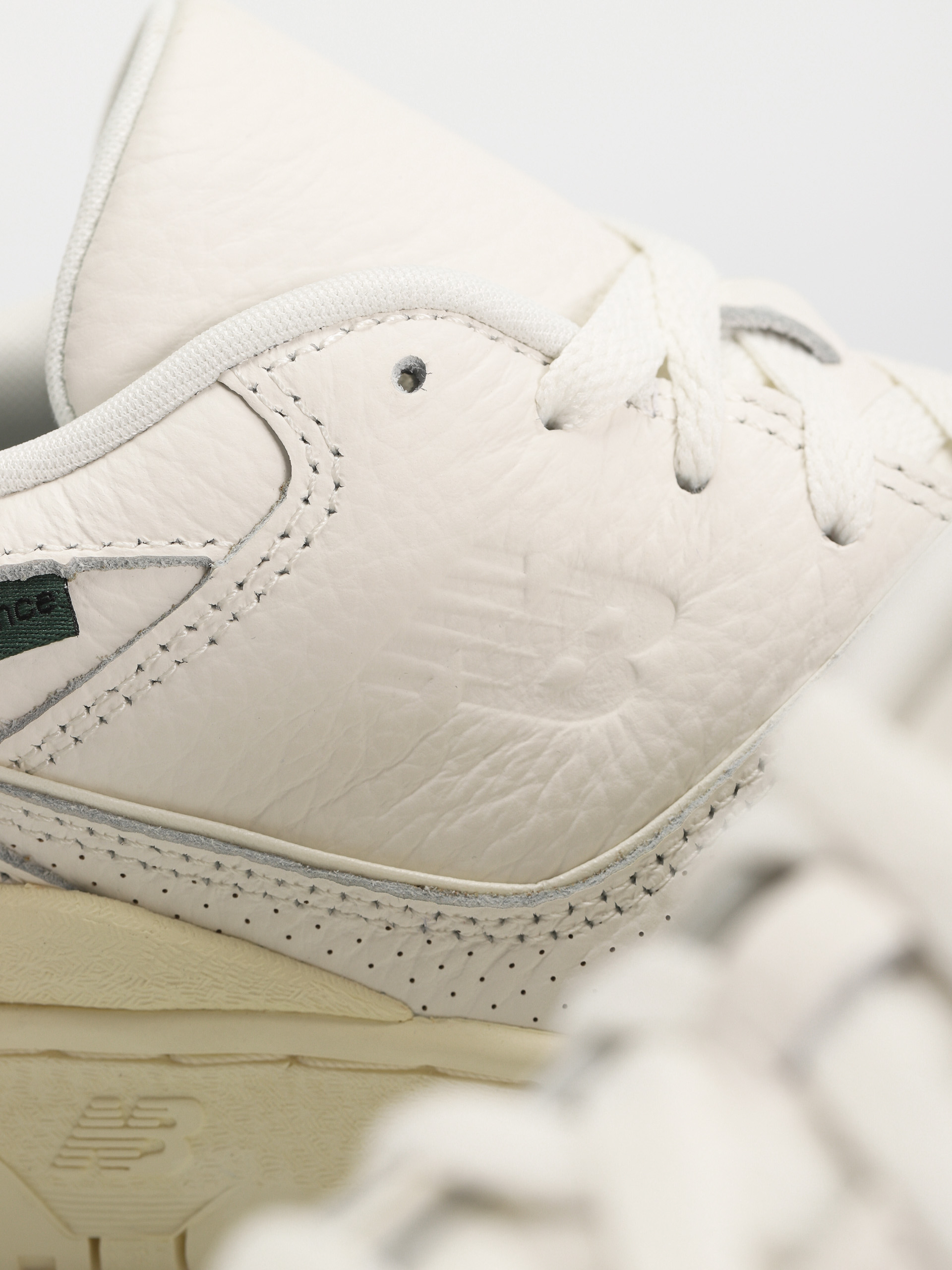 Обувки New Balance 550 (sea salt)