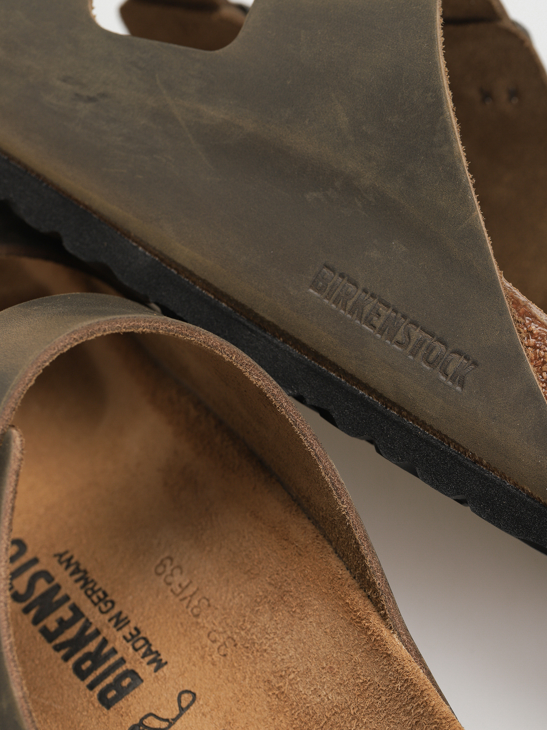 Чехли Birkenstock Arizona Oiled Leather Regular (faded khaki)
