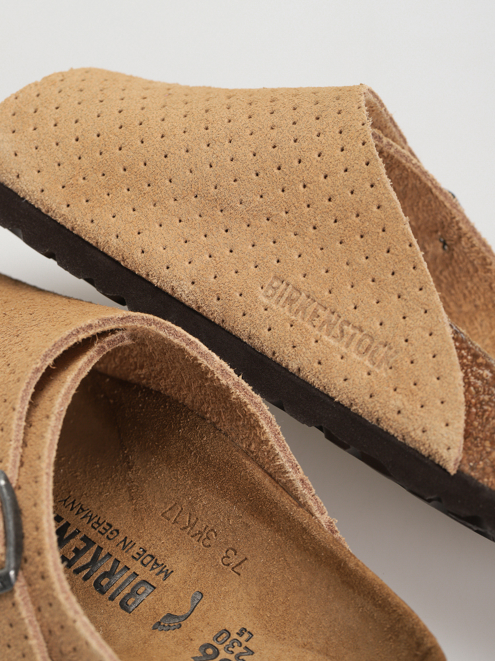 Чехли Birkenstock Zurich Suede Embossed Narrow Wmn (emboss dots new beige)