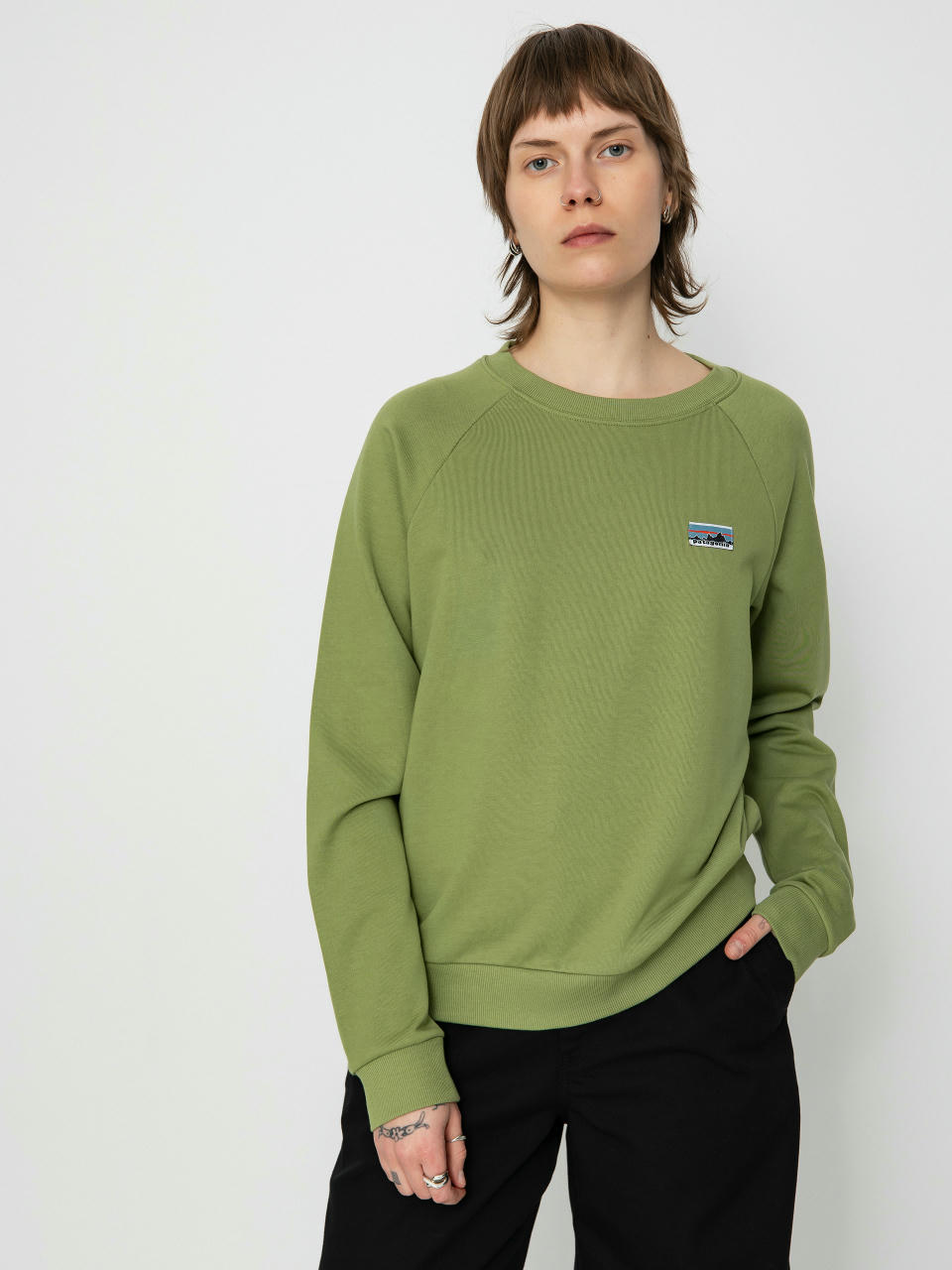 Суитшърт Patagonia Regenerative Organic Certified Cotton Essential Wmn (buckhorn green)