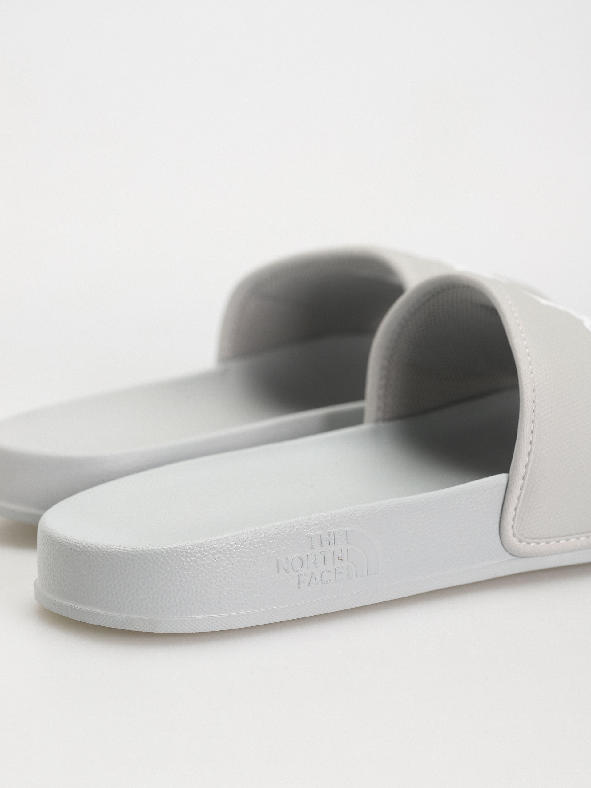 Чехли The North Face Base Camp III (high rise gr/high rise gr)