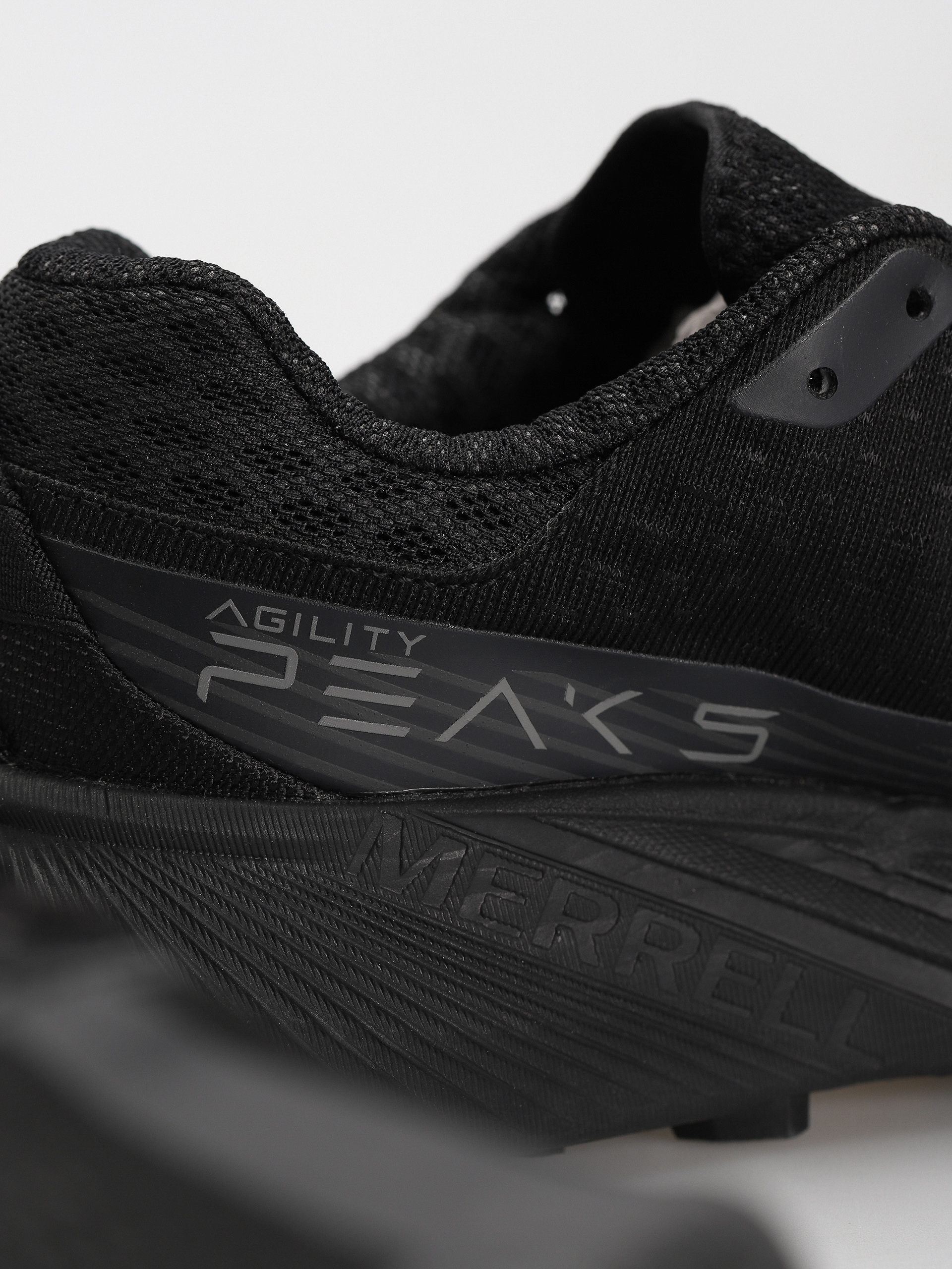 Обувки Merrell Agility Peak 5 (black/black)