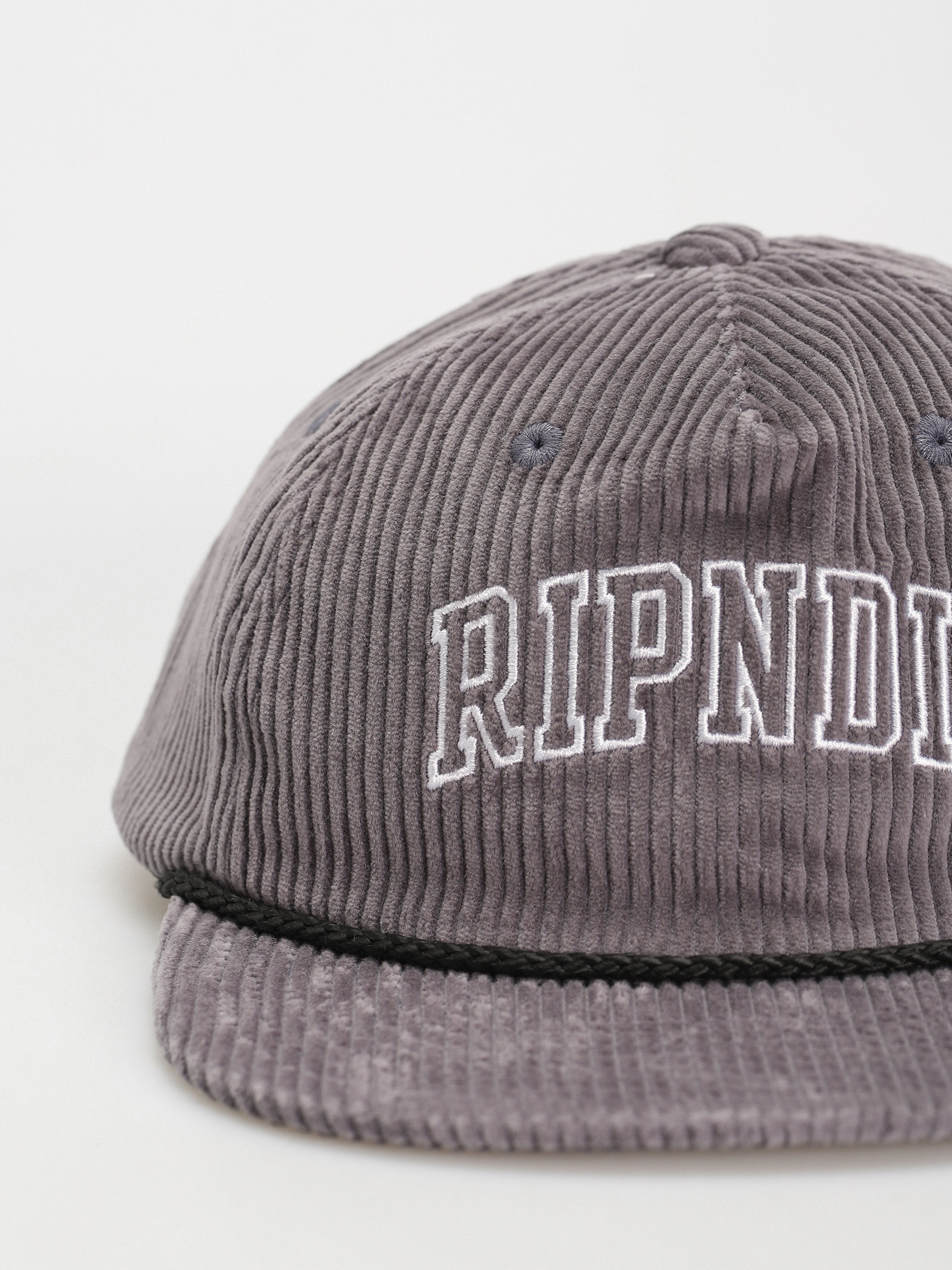 Шапка с козирка RipNDip Team Spirit (charcoal)