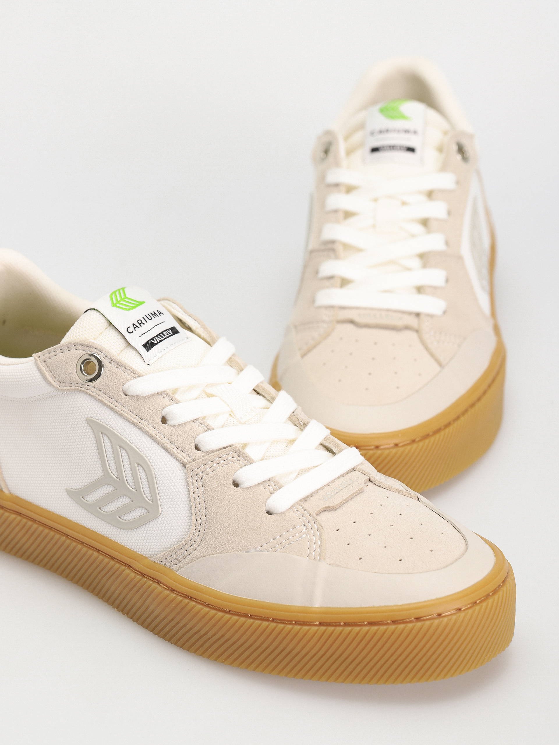 Обувки Cariuma Vallely Pro (gum vintage white/off white/light grey)
