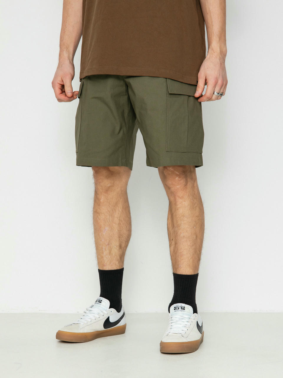 Къси панталони Nike SB Kearny (medium olive)