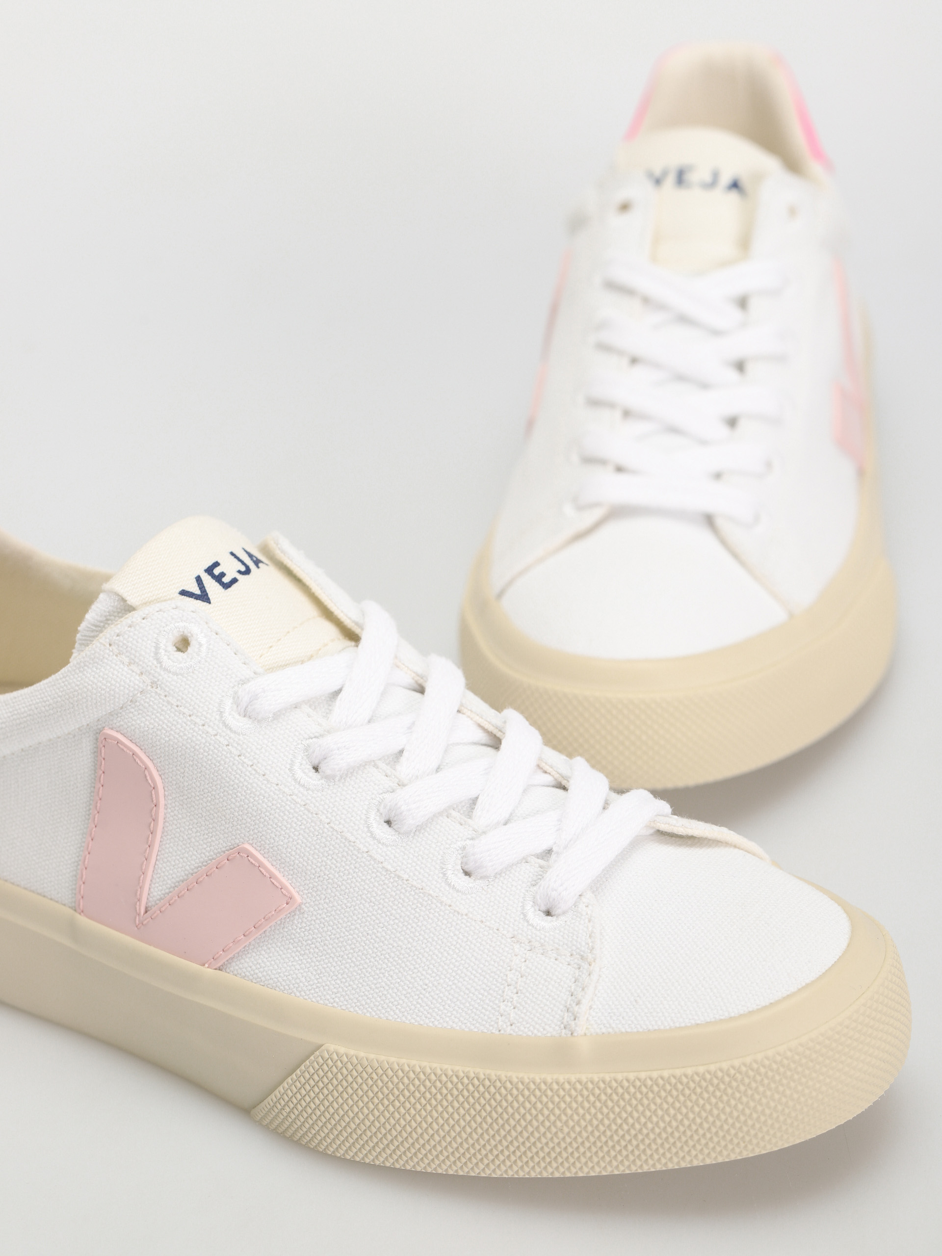 Обувки Veja Campo Canvas Wmn (white petale sari)