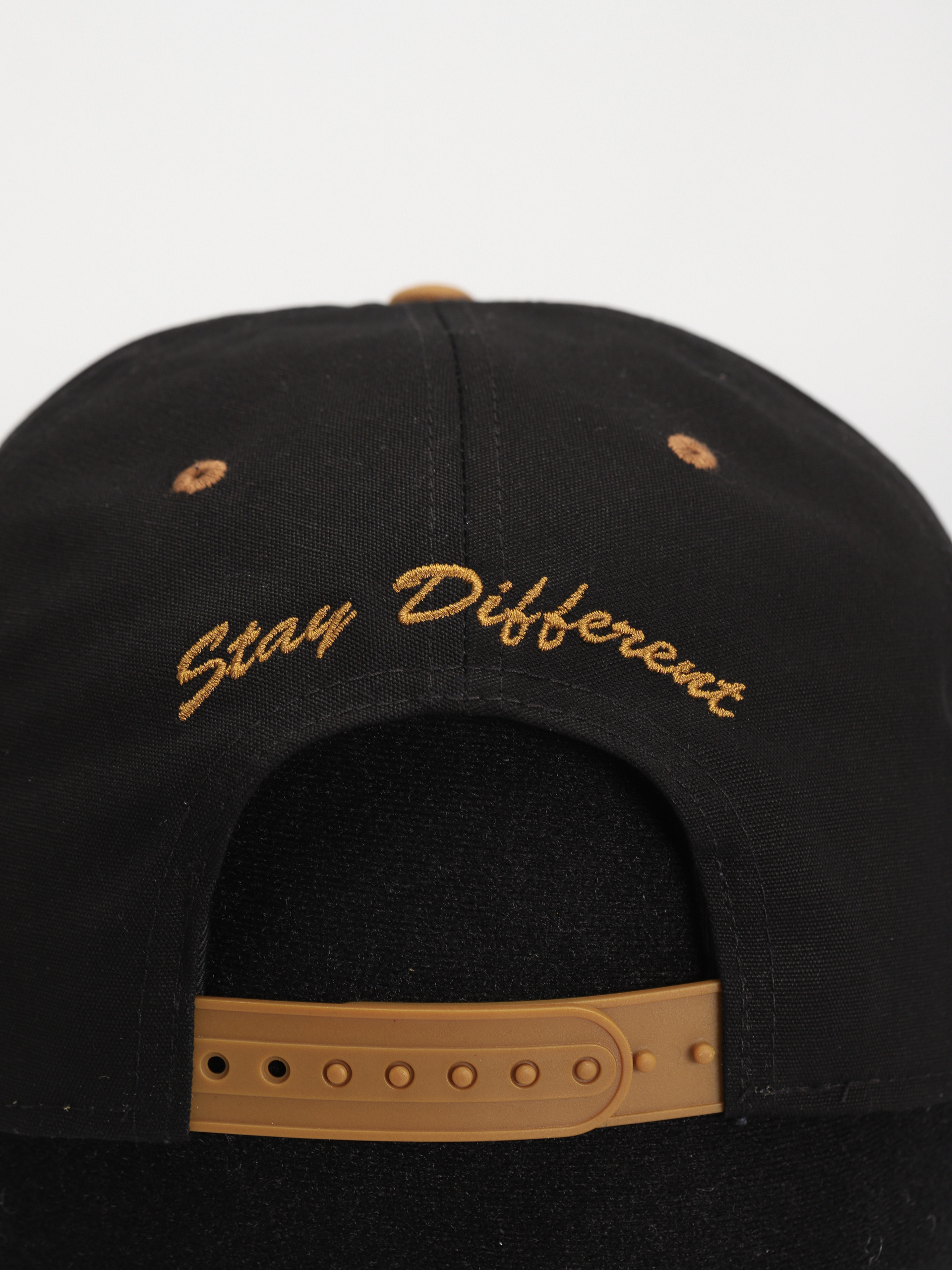 Шапка с козирка Iriedaily Daily Contra Snapback (black)