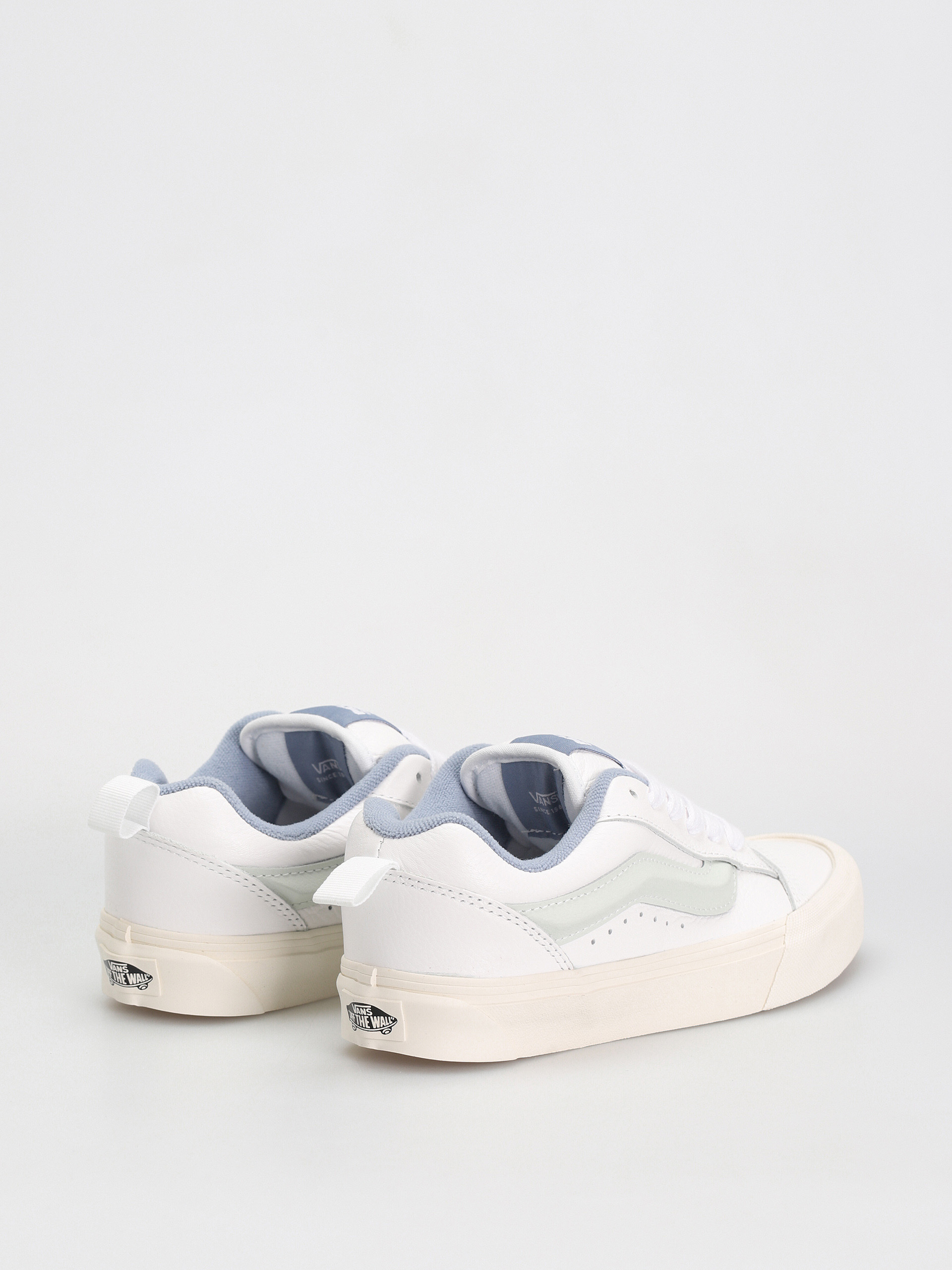 Обувки Vans Knu Skool (premium leather dusty blue)