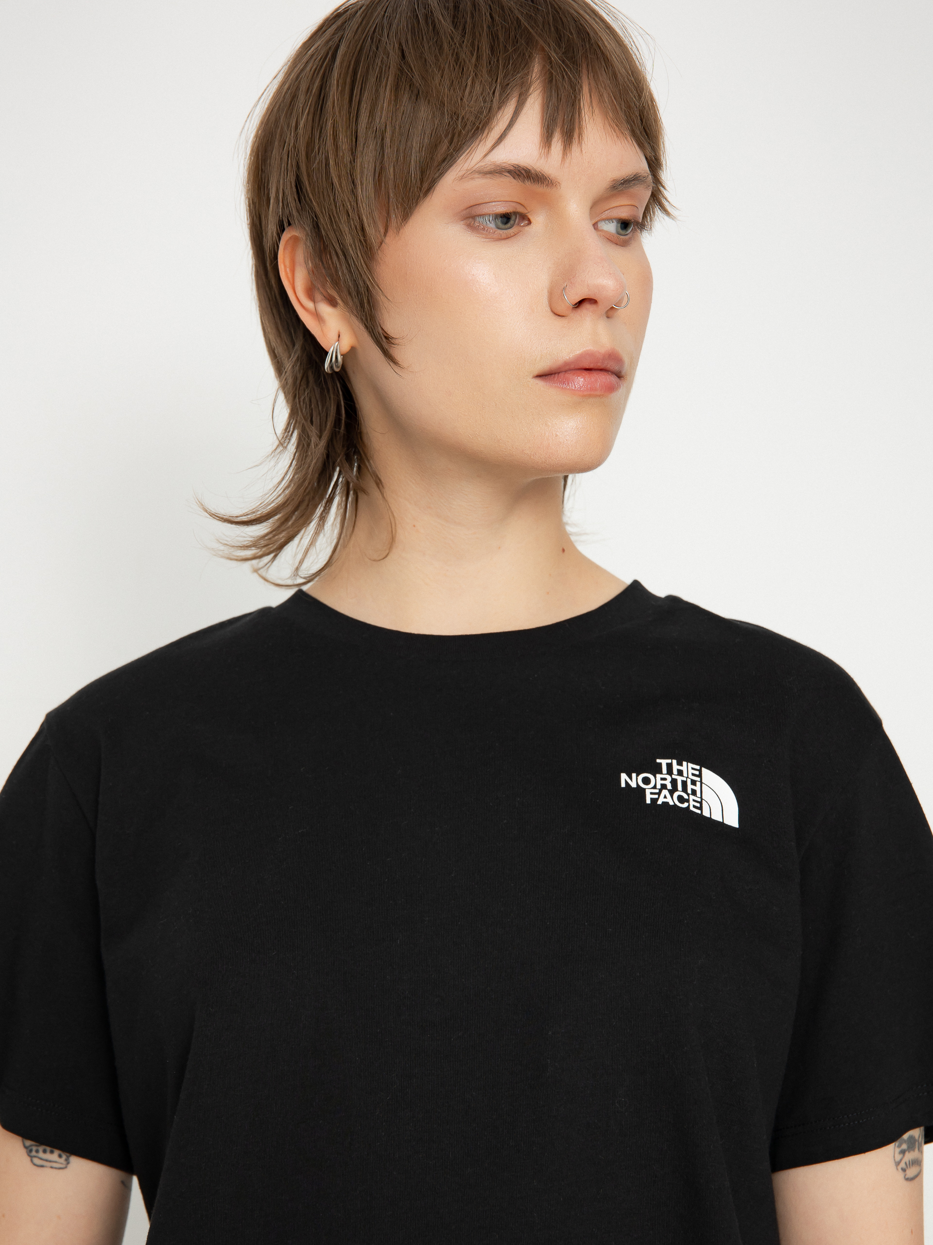 Тениска The North Face Simple Dome Cropped Slim Wmn (tnf black)