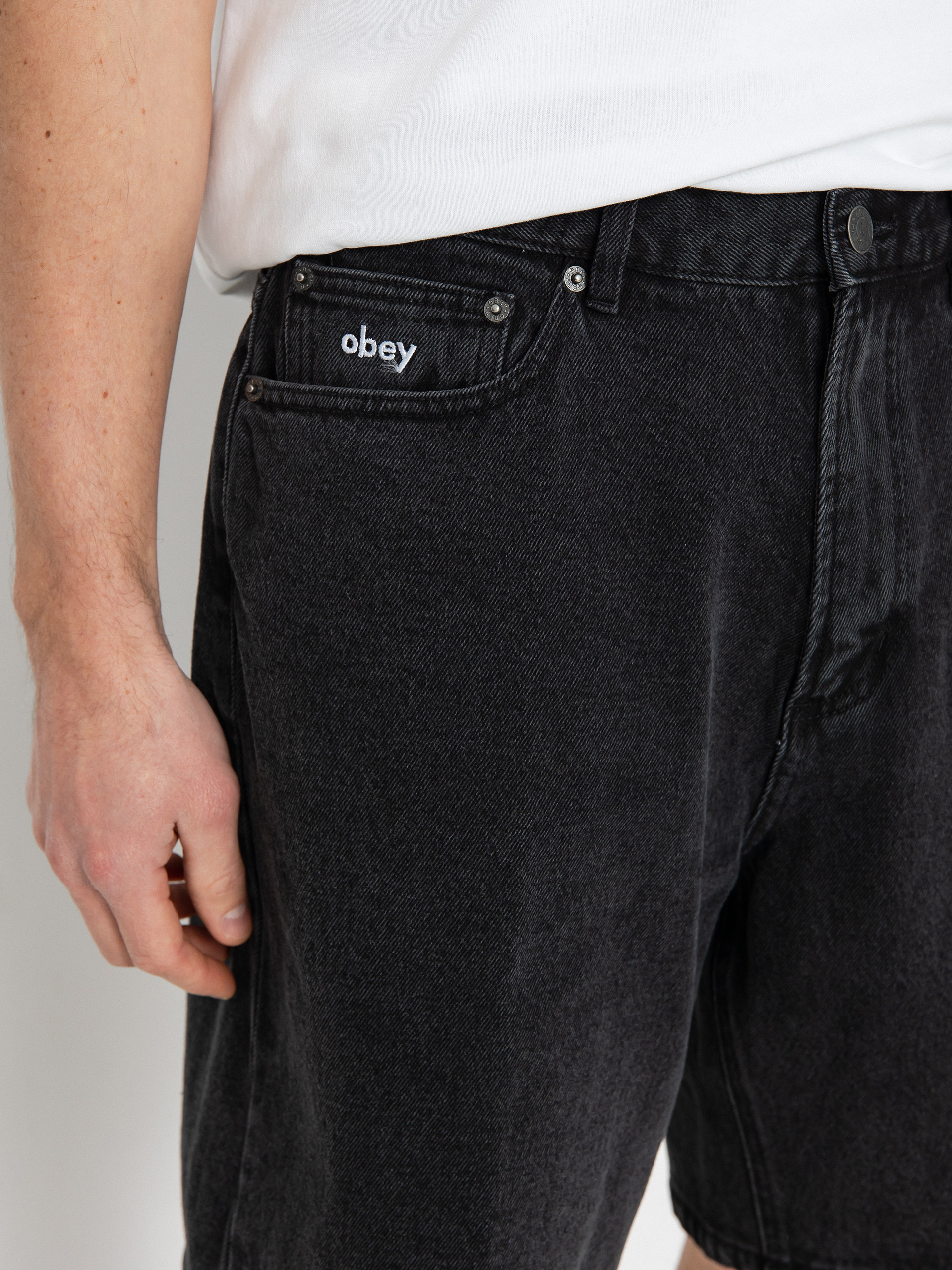 Къси панталони OBEY Bigwig Baggy Denim (faded black)