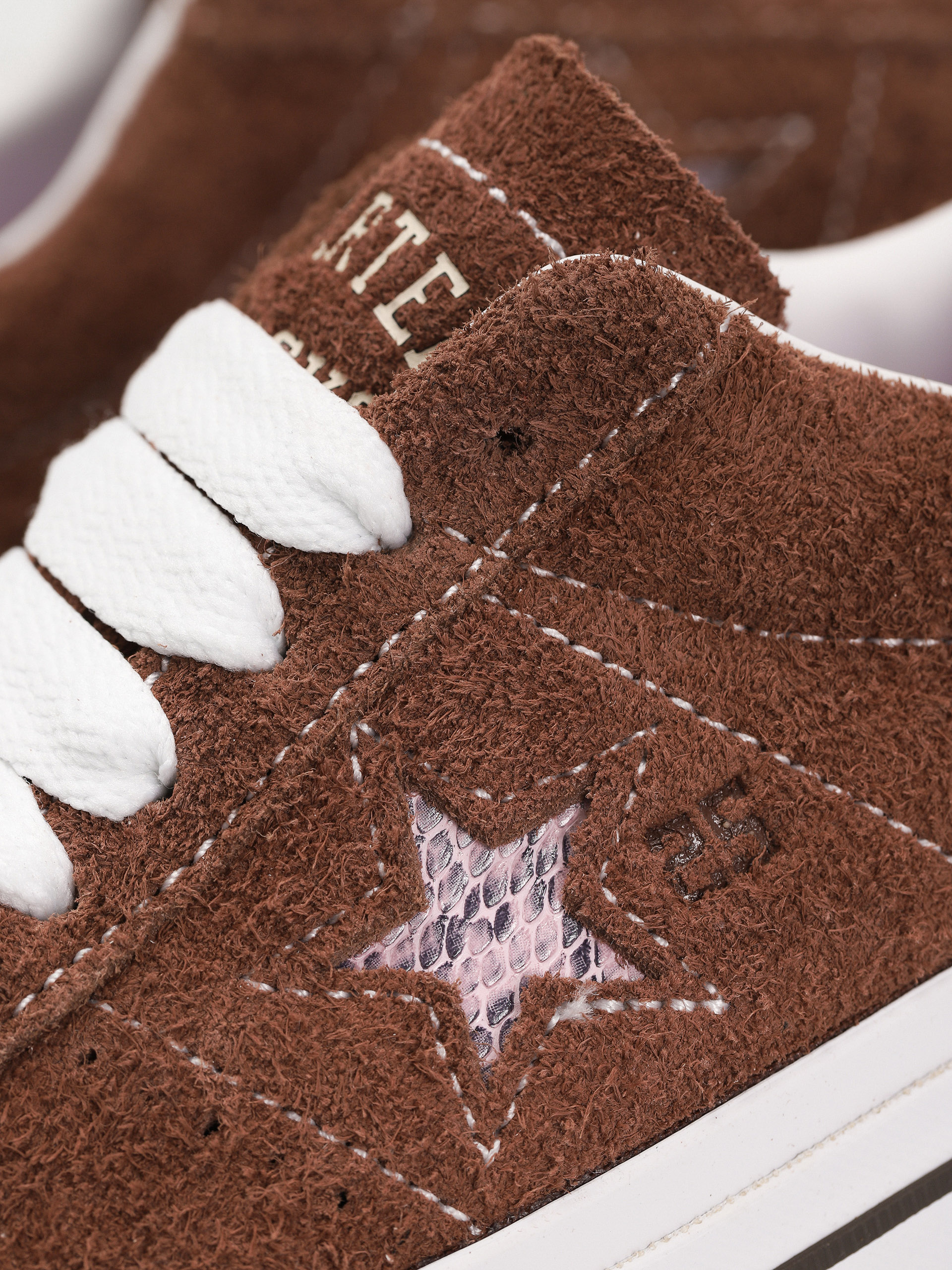 Обувки Converse One Star Pro X Quartersnacks (chocolate)