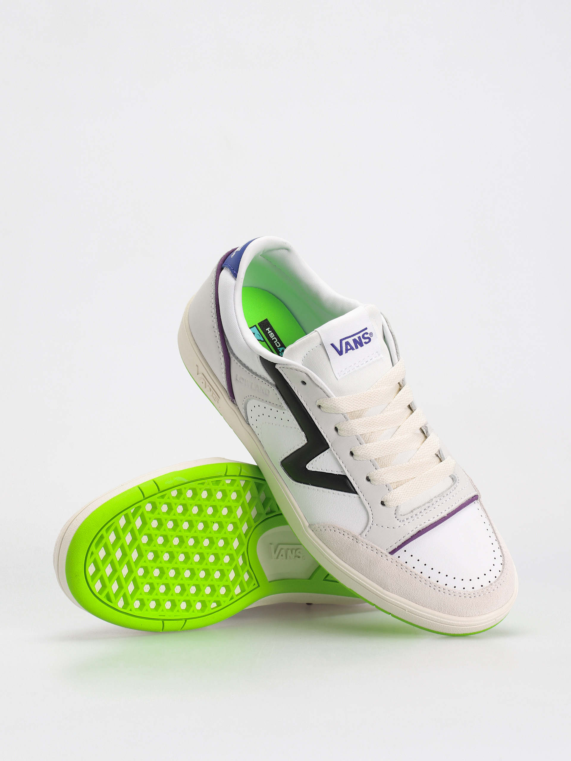 Обувки Vans Lowland Cc Jmp R (multi sport true white/multi)