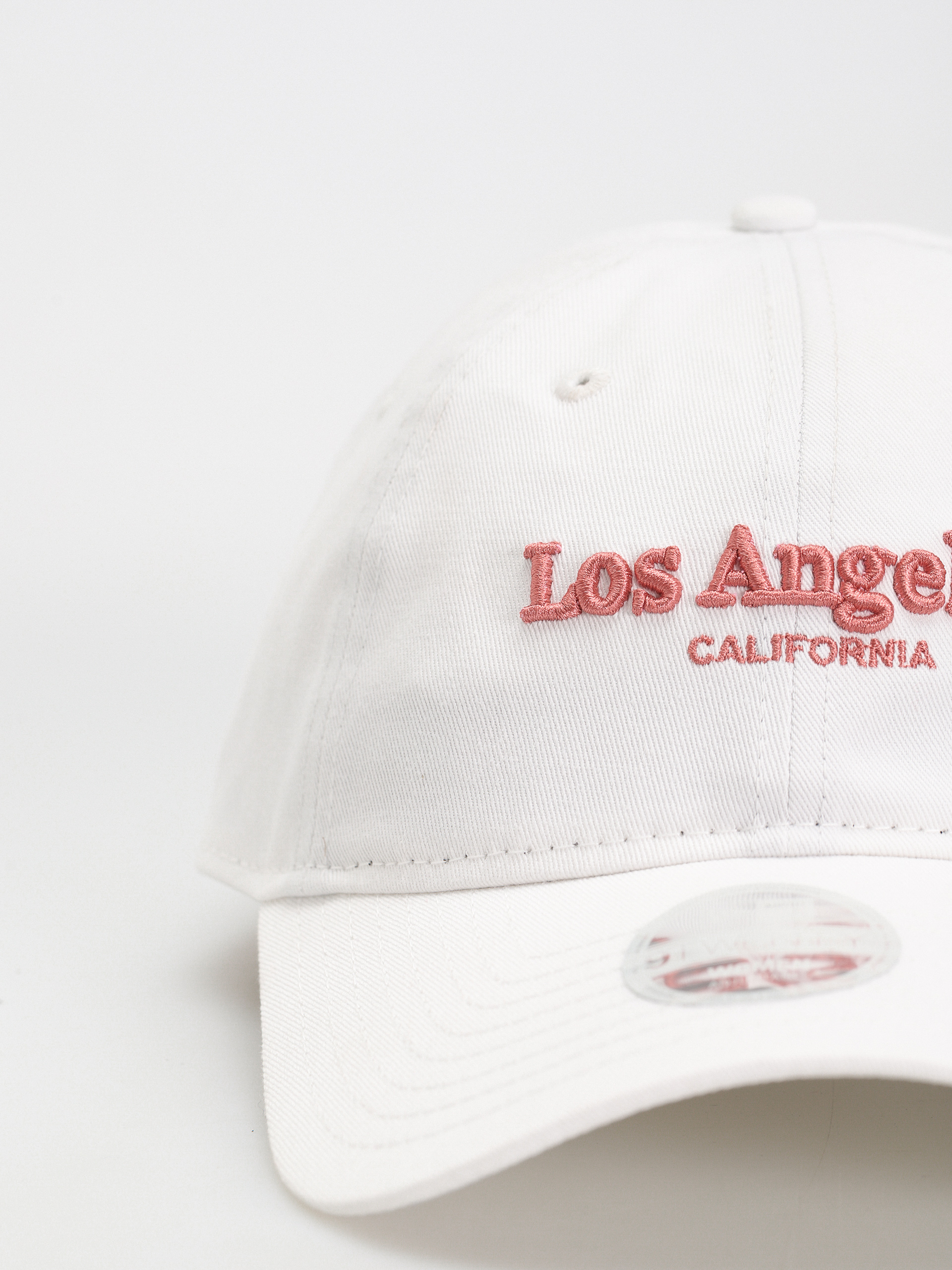 Шапка с козирка New Era Wordmark 9Twenty Wmn (white)