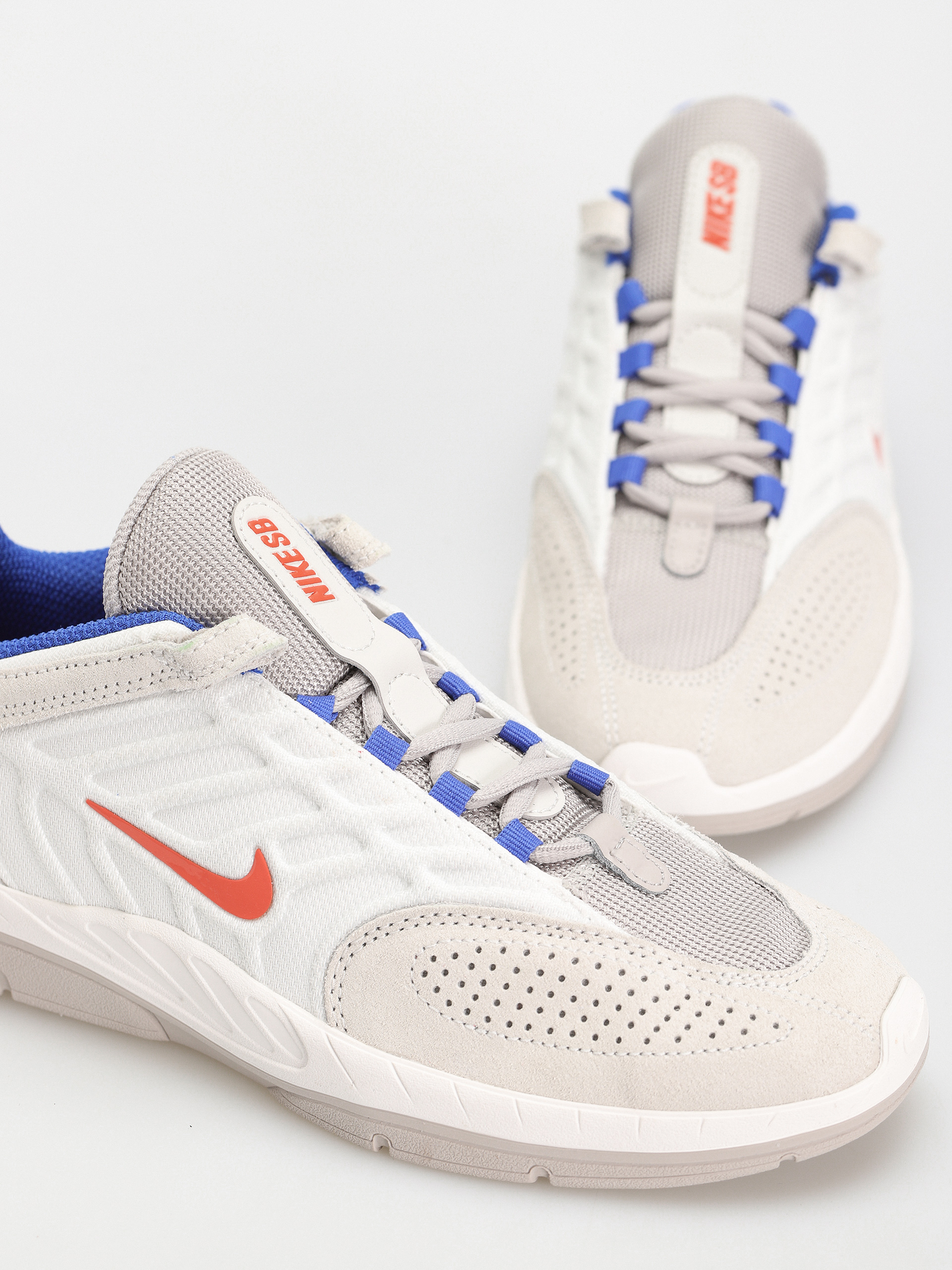 Обувки Nike SB Vertebrae (summit white/cosmic clay platinum tint)