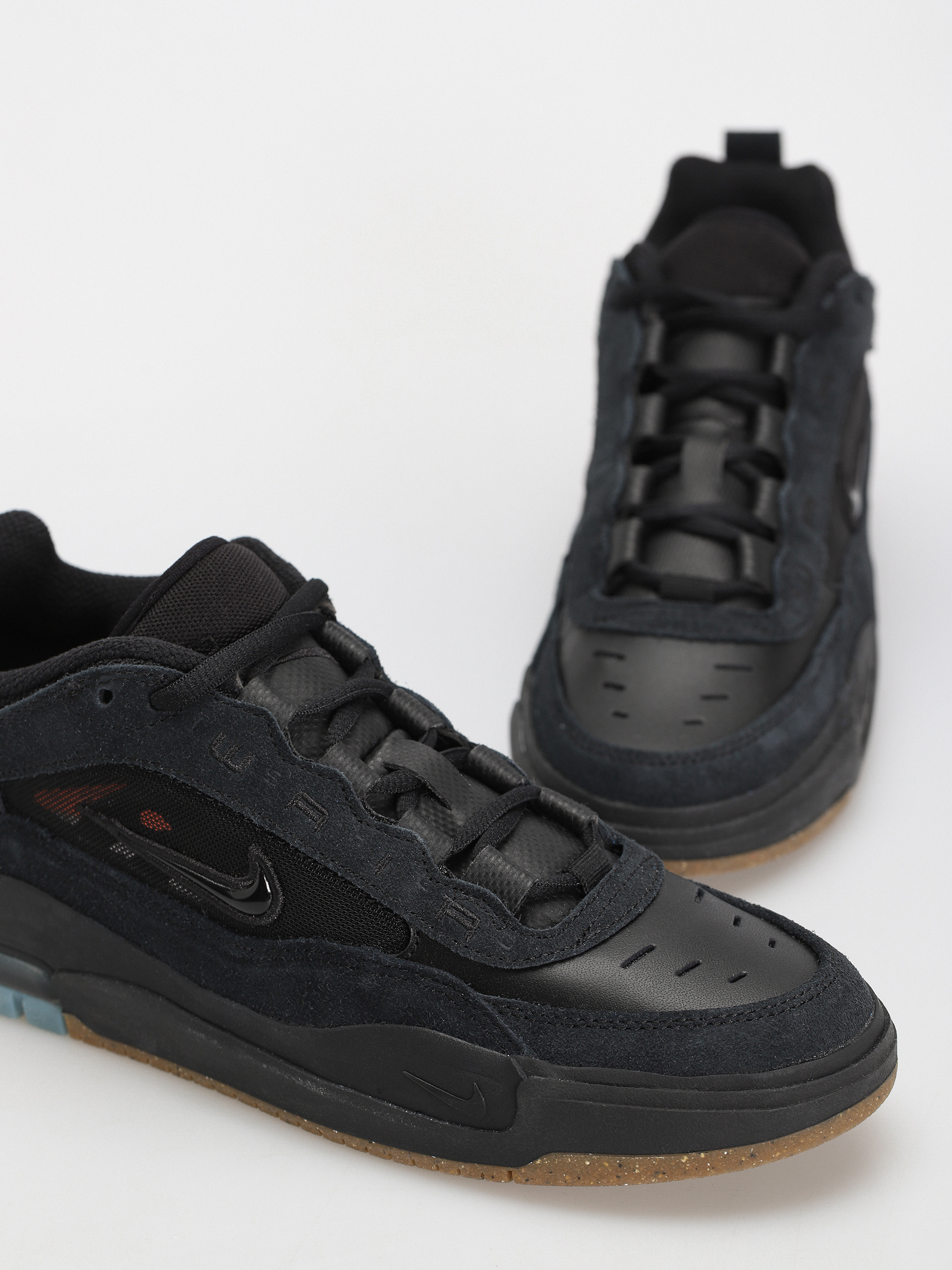 Обувки Nike SB Air Max Ishod (black/black anthracite black)