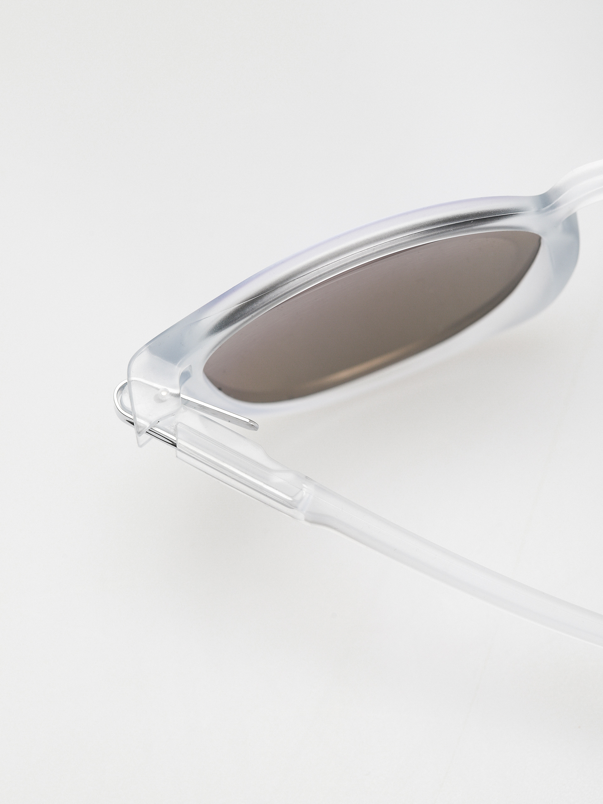 Слънчеви очила Oakley Latch (matte clear/prizm sapphire polarized)