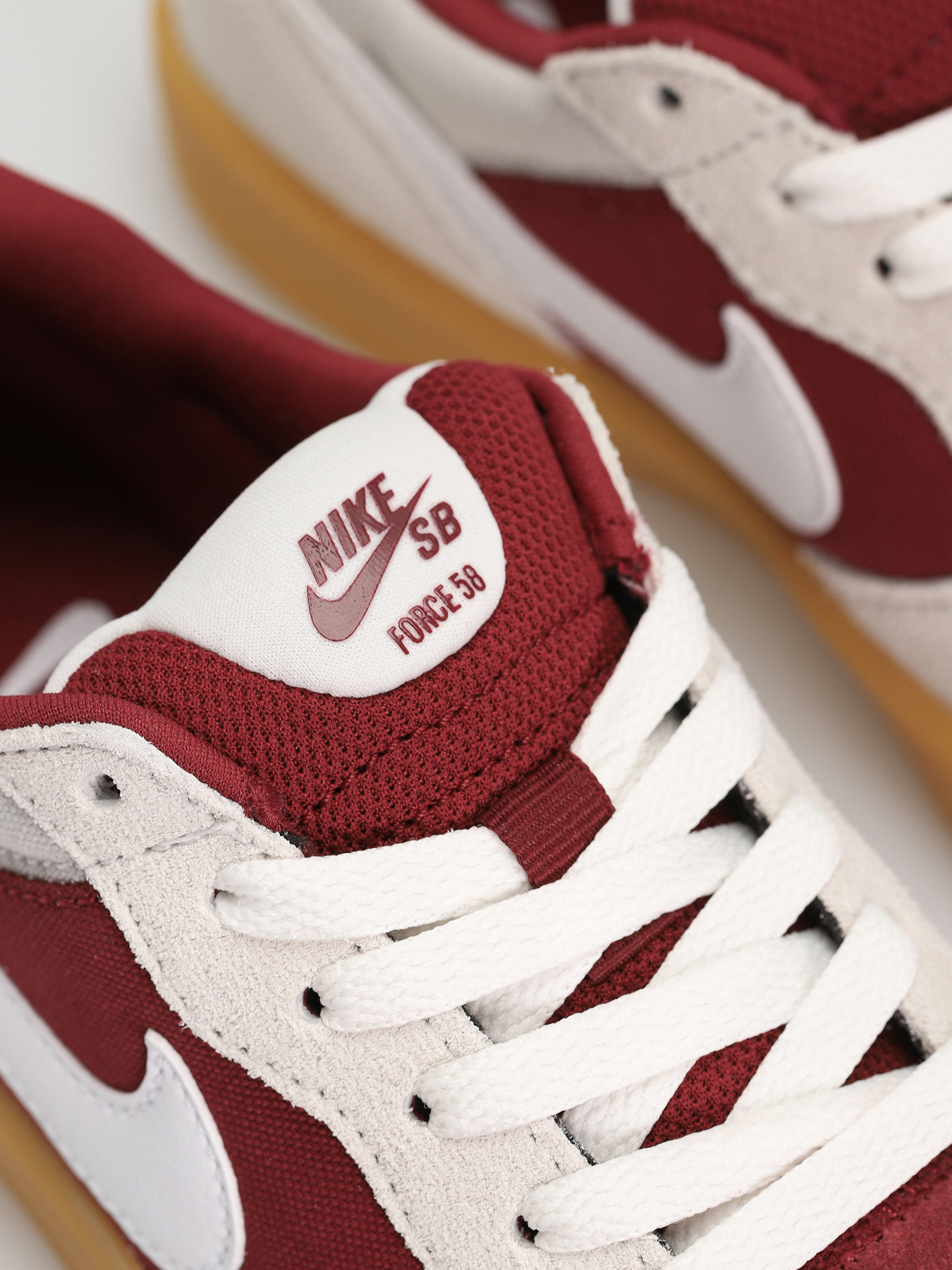 Обувки Nike SB Force 58 (team red/white summit white)