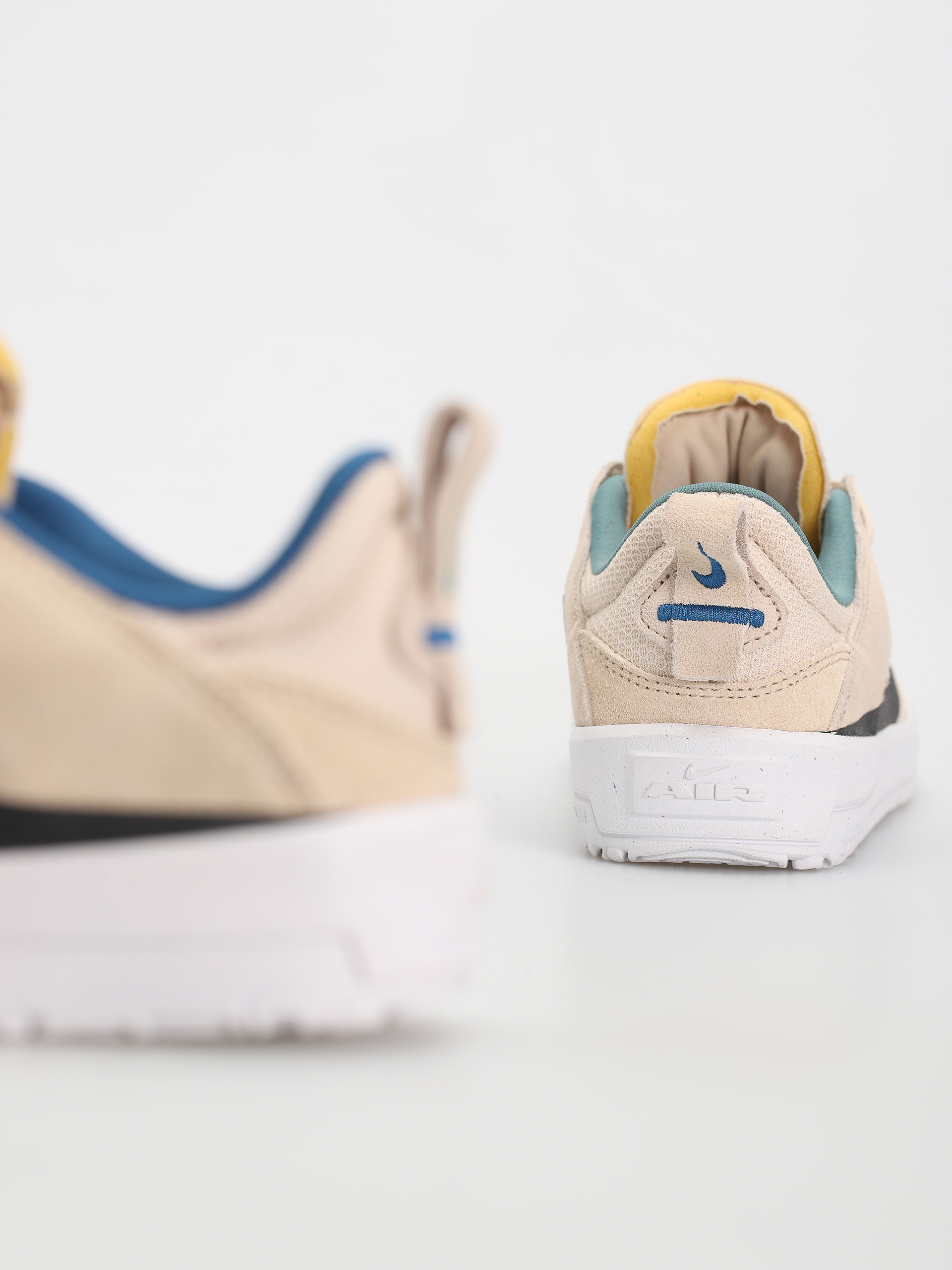 Обувки Nike SB Day One JR (sanddrift/black court blue bicoastal)