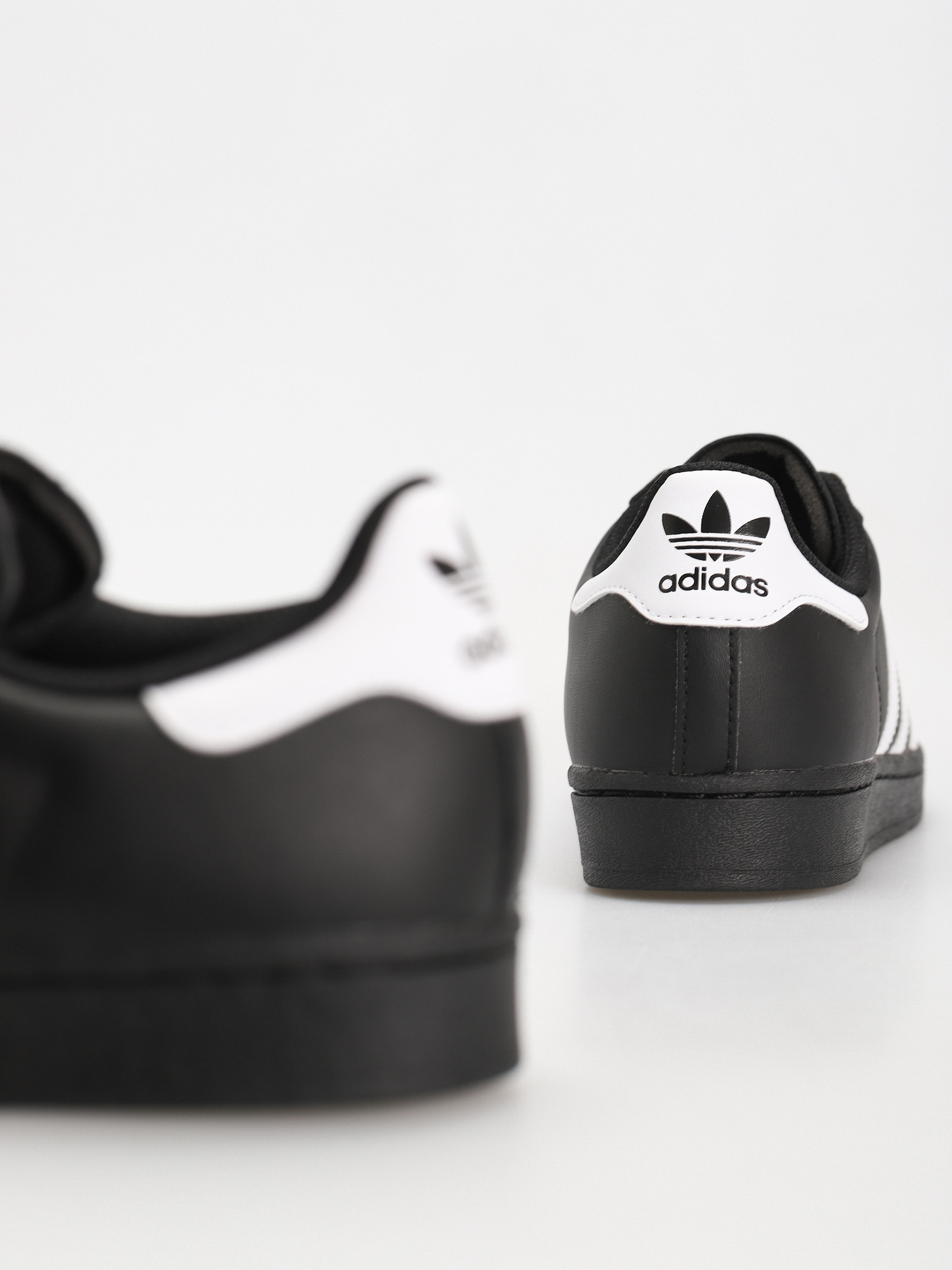 Обувки adidas Superstar Adv (cblack/ftwwht/ftwwht)