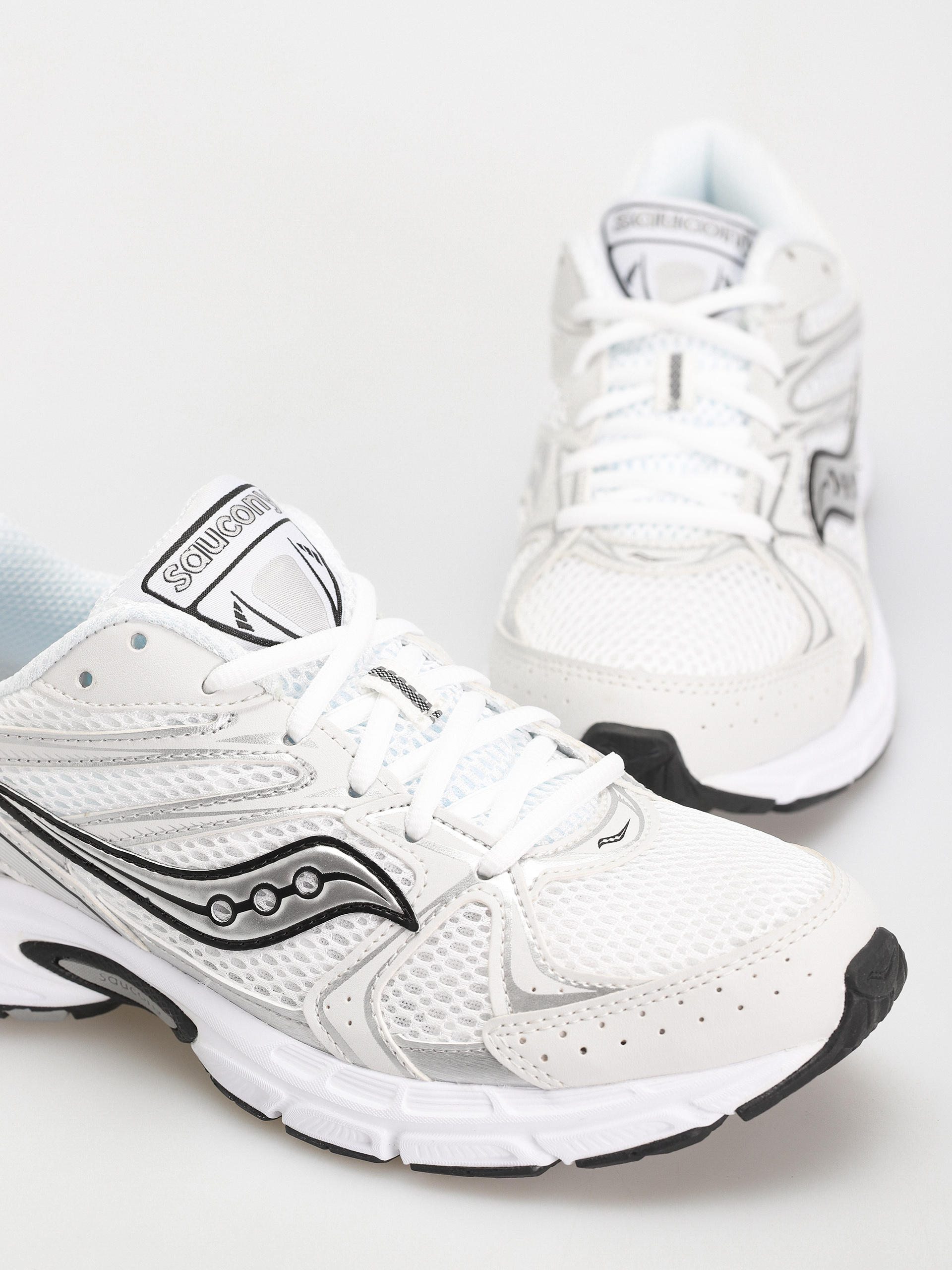 Обувки Saucony Grid Ride Millennium (white/silver)