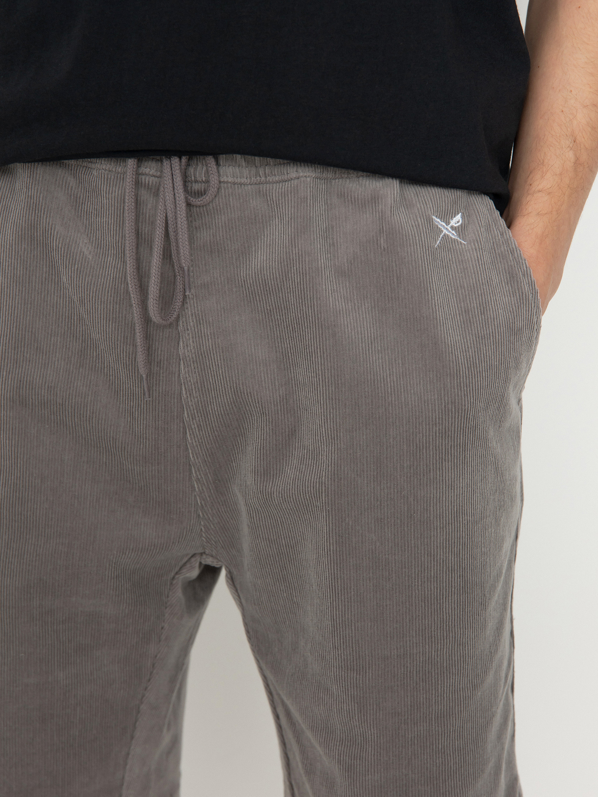 Къси панталони Iriedaily Corvin (charcoal)