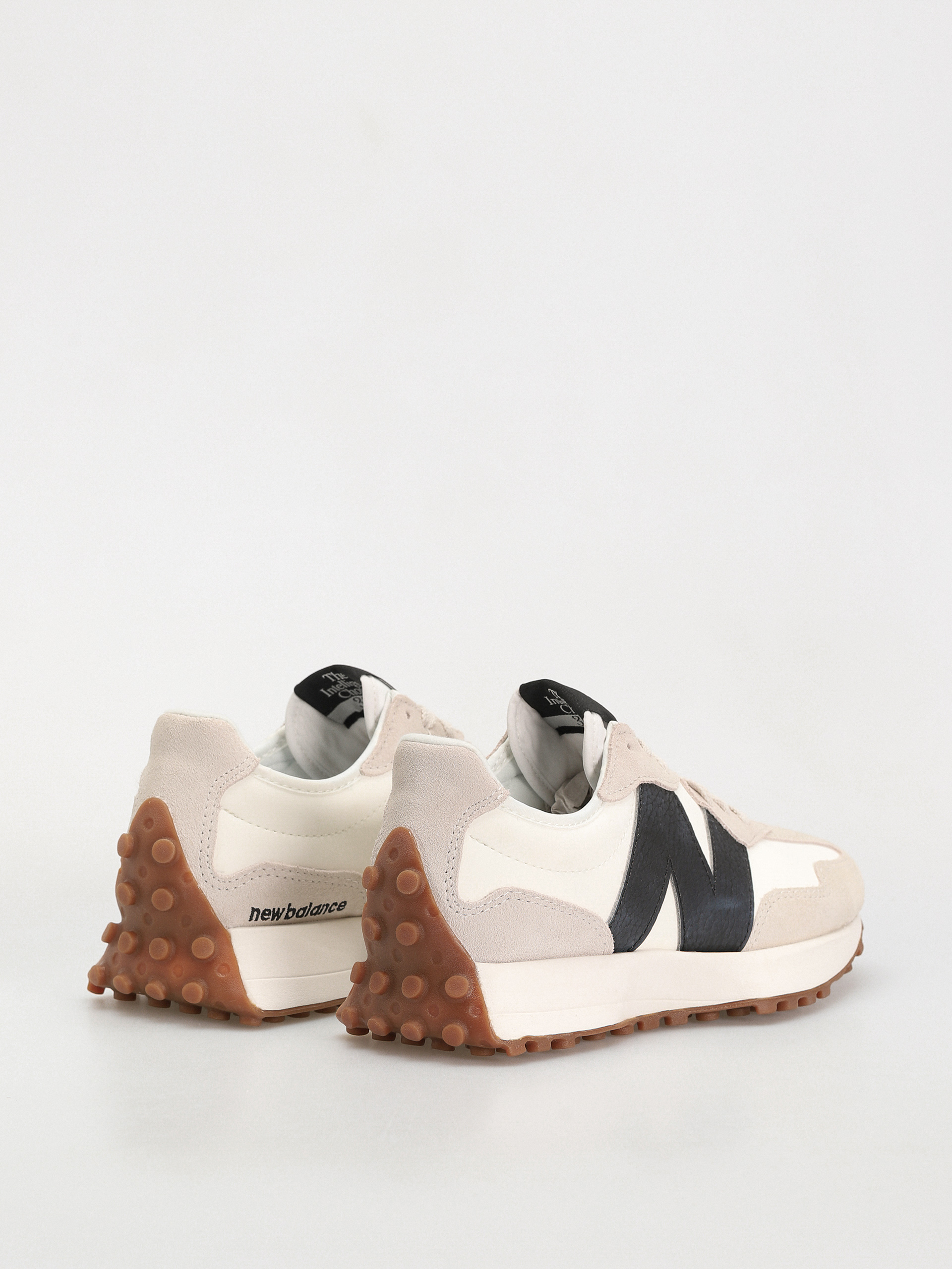 Обувки New Balance 327 Wmn (moonbeam)