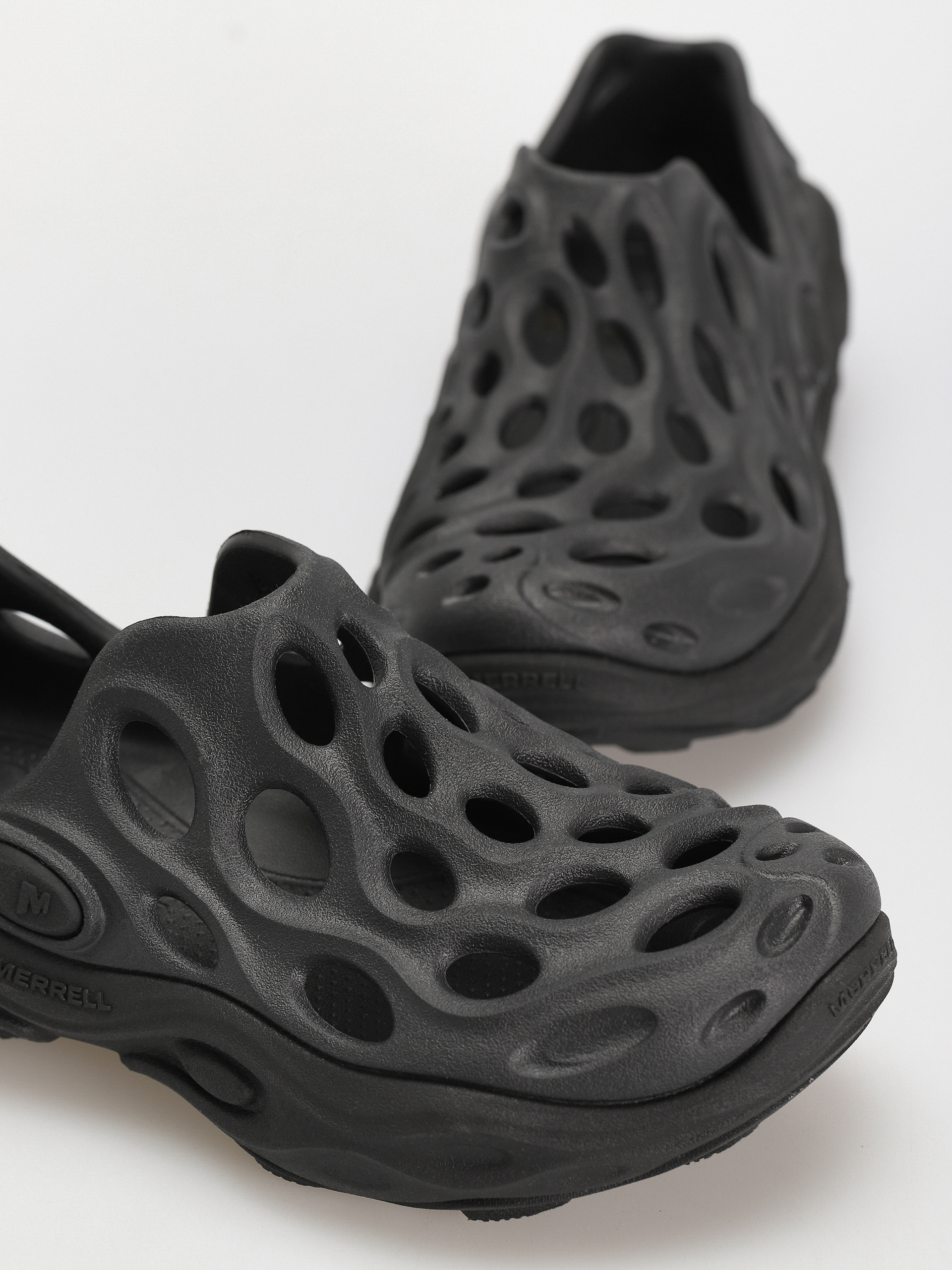 Обувки Merrell Hydro Next Gen Moc Se Wmn (black)