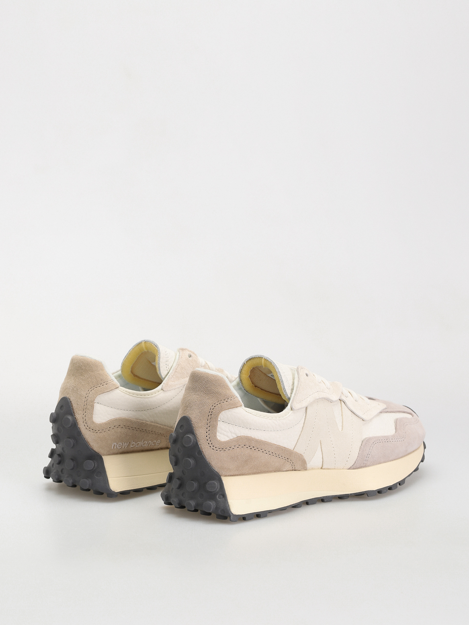 Обувки New Balance 327 (sea salt brown)