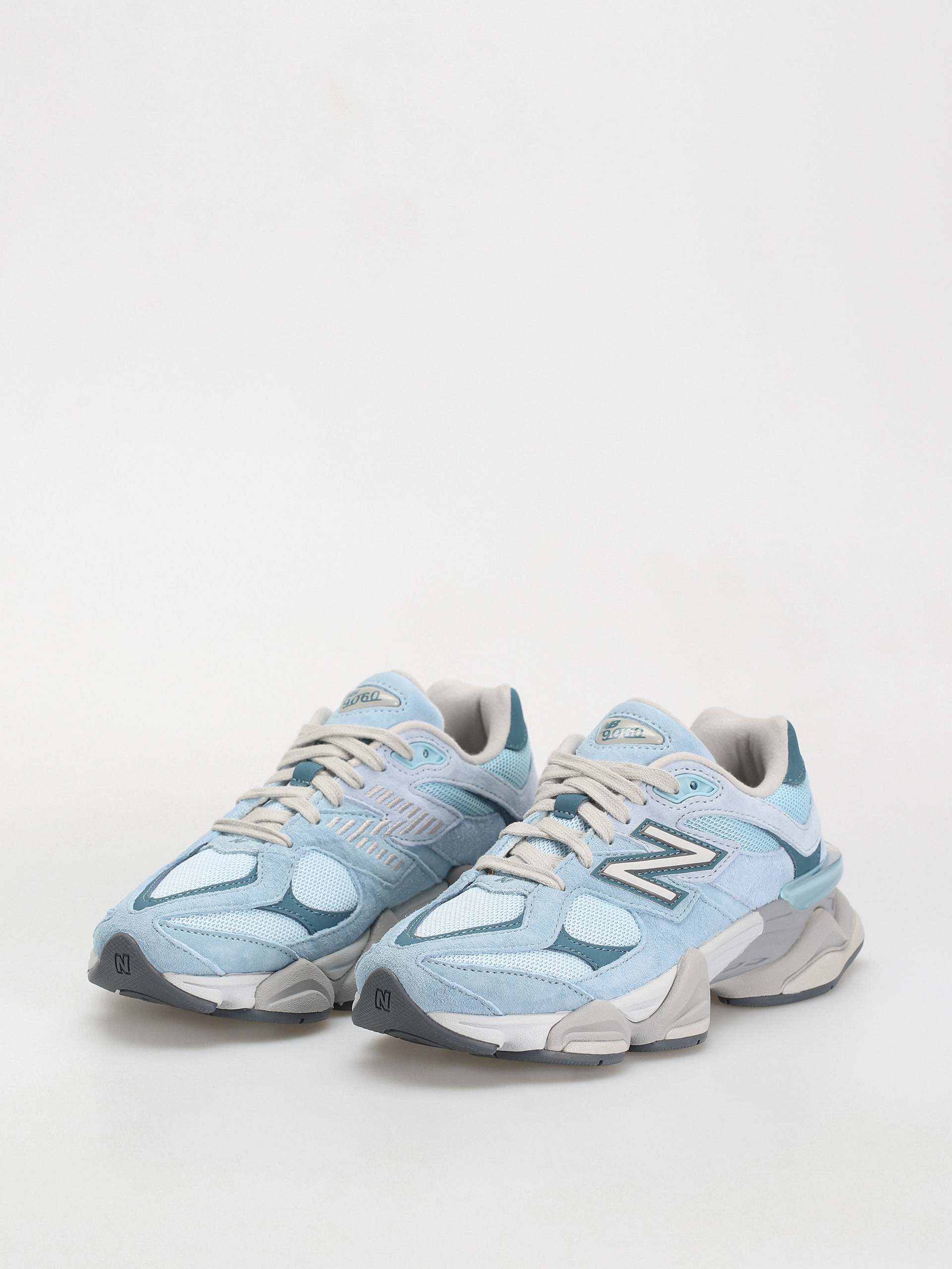 Обувки New Balance 9060 (chrome blue)