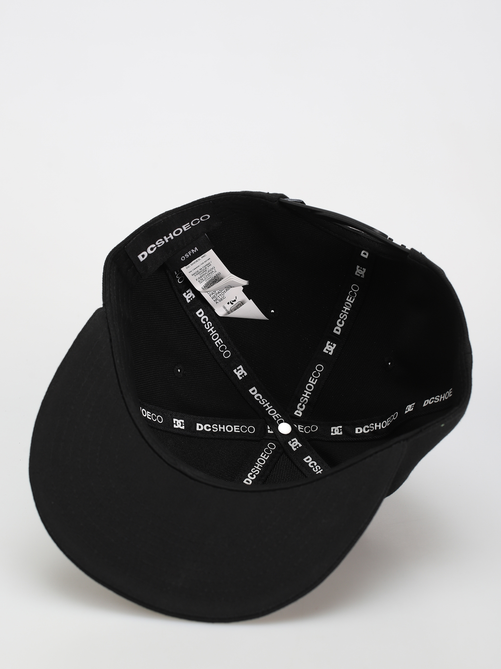 Шапка с козирка DC Semi Pro (black)